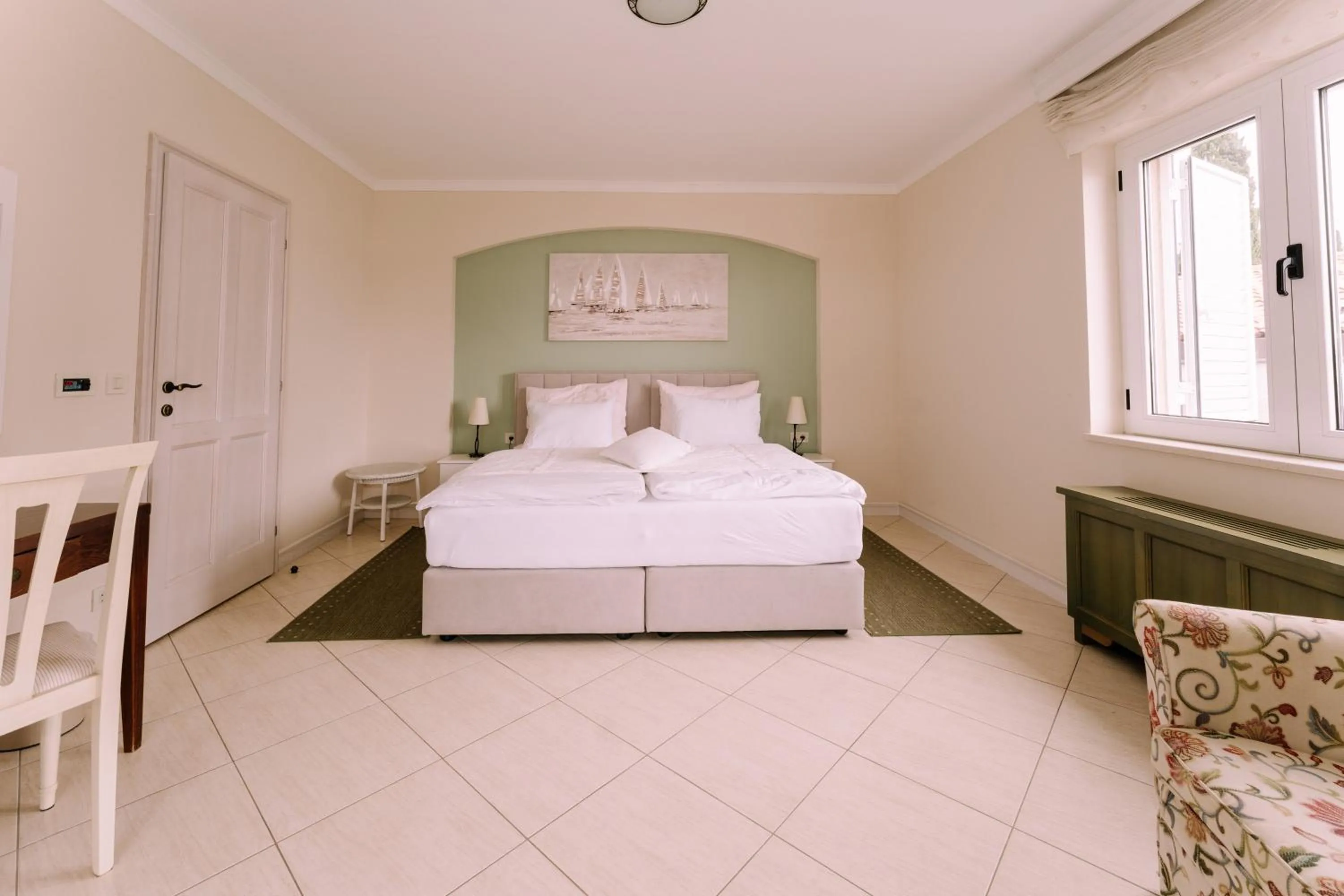 Bed in Hotel Abalone