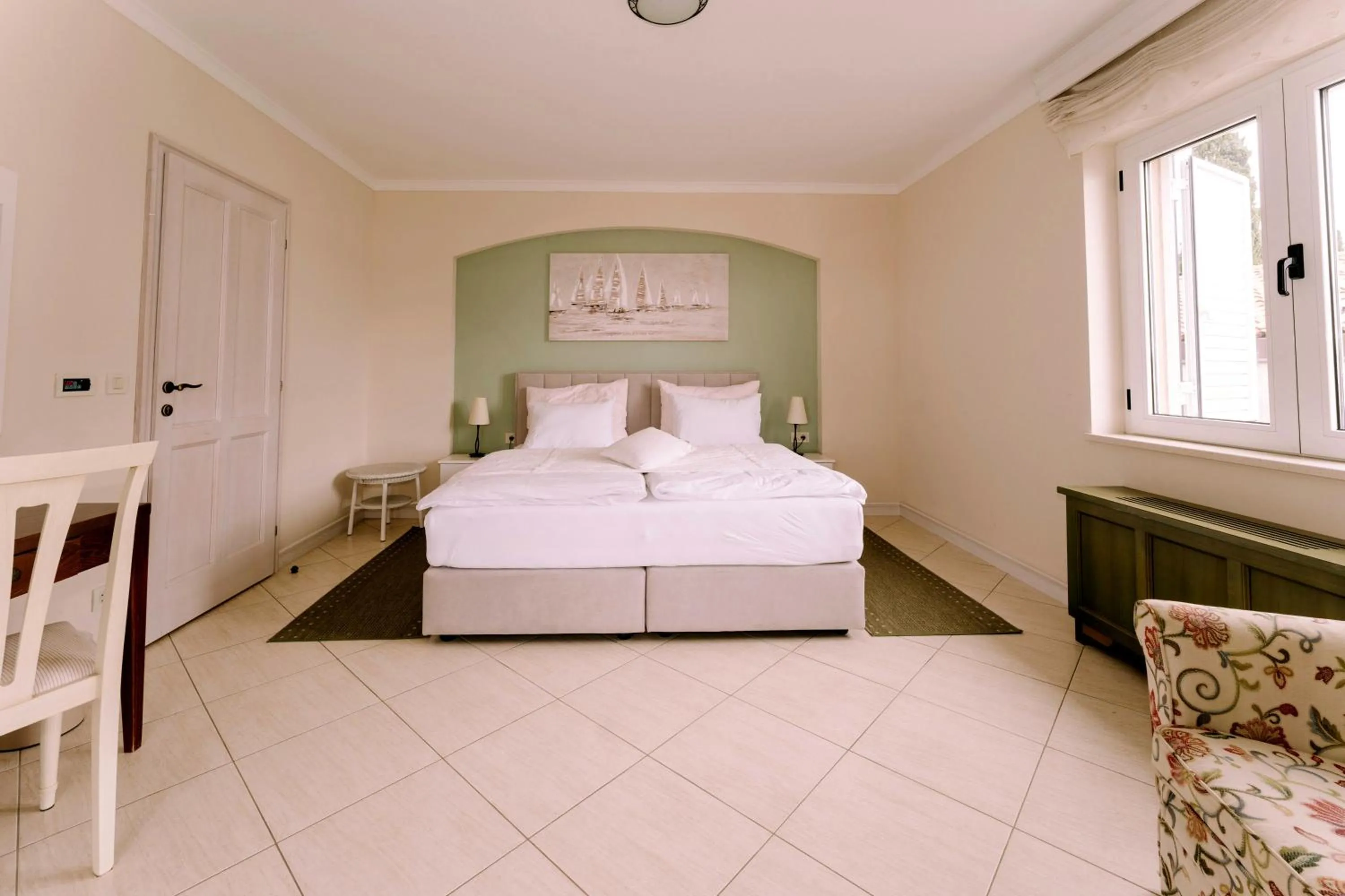 Bed in Hotel Abalone