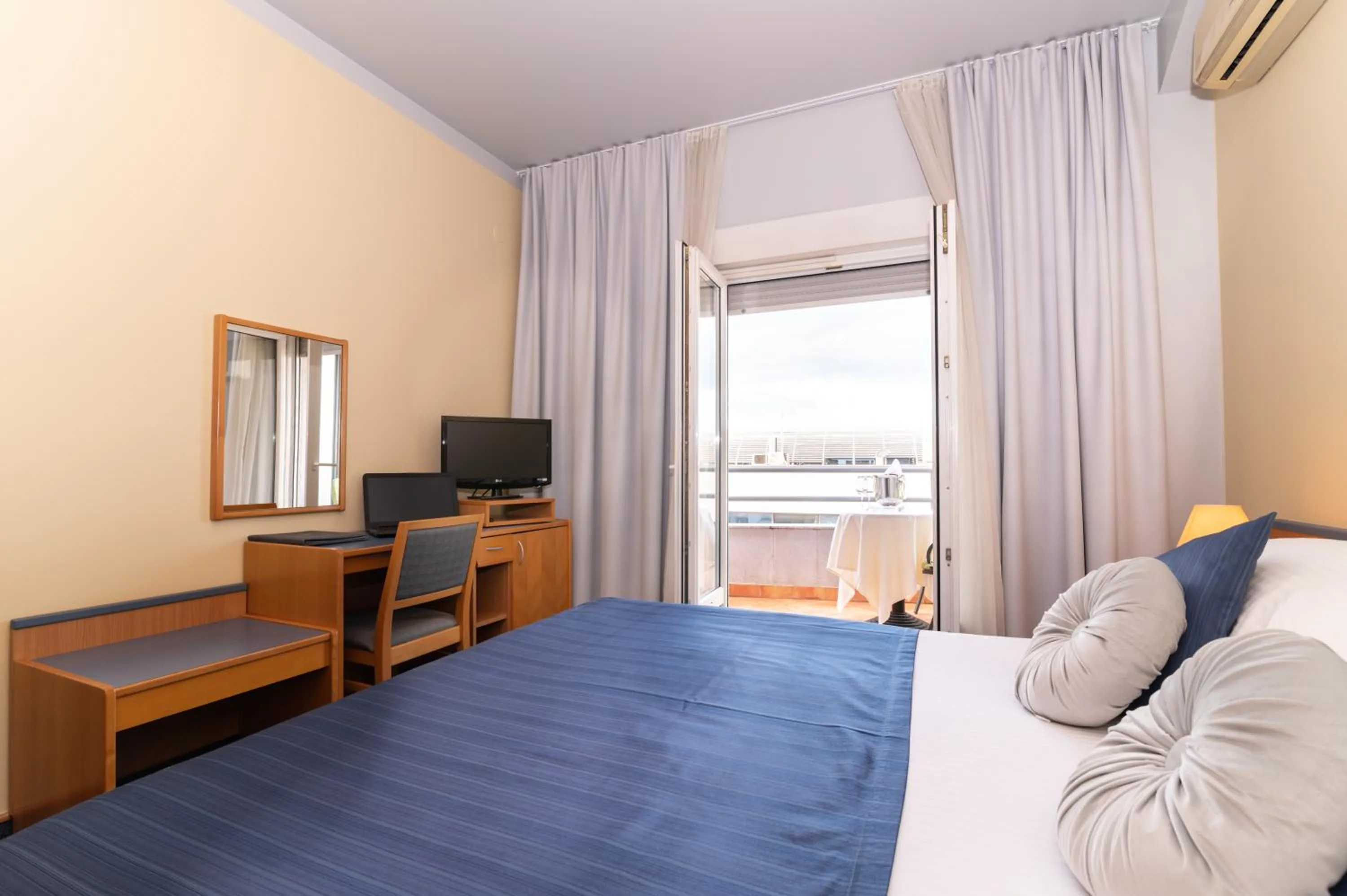 Photo of the whole room, Bed in Guest Accomodation Tamaris