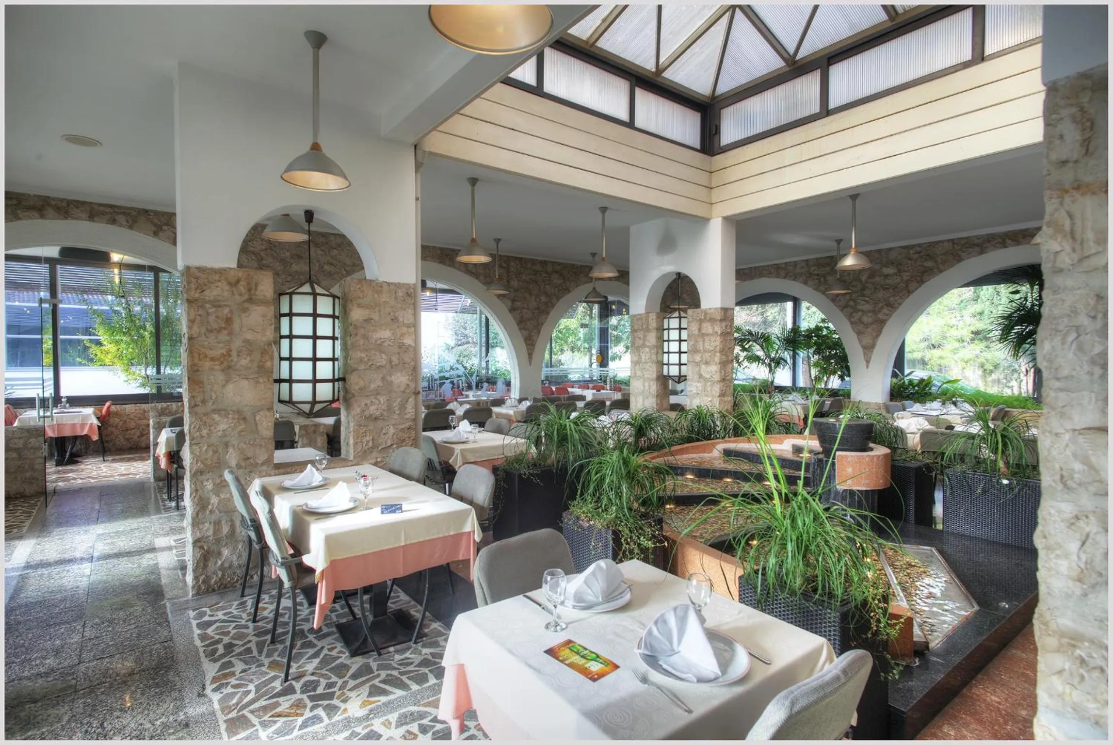 Restaurant/places to eat in Guest Accomodation Tamaris