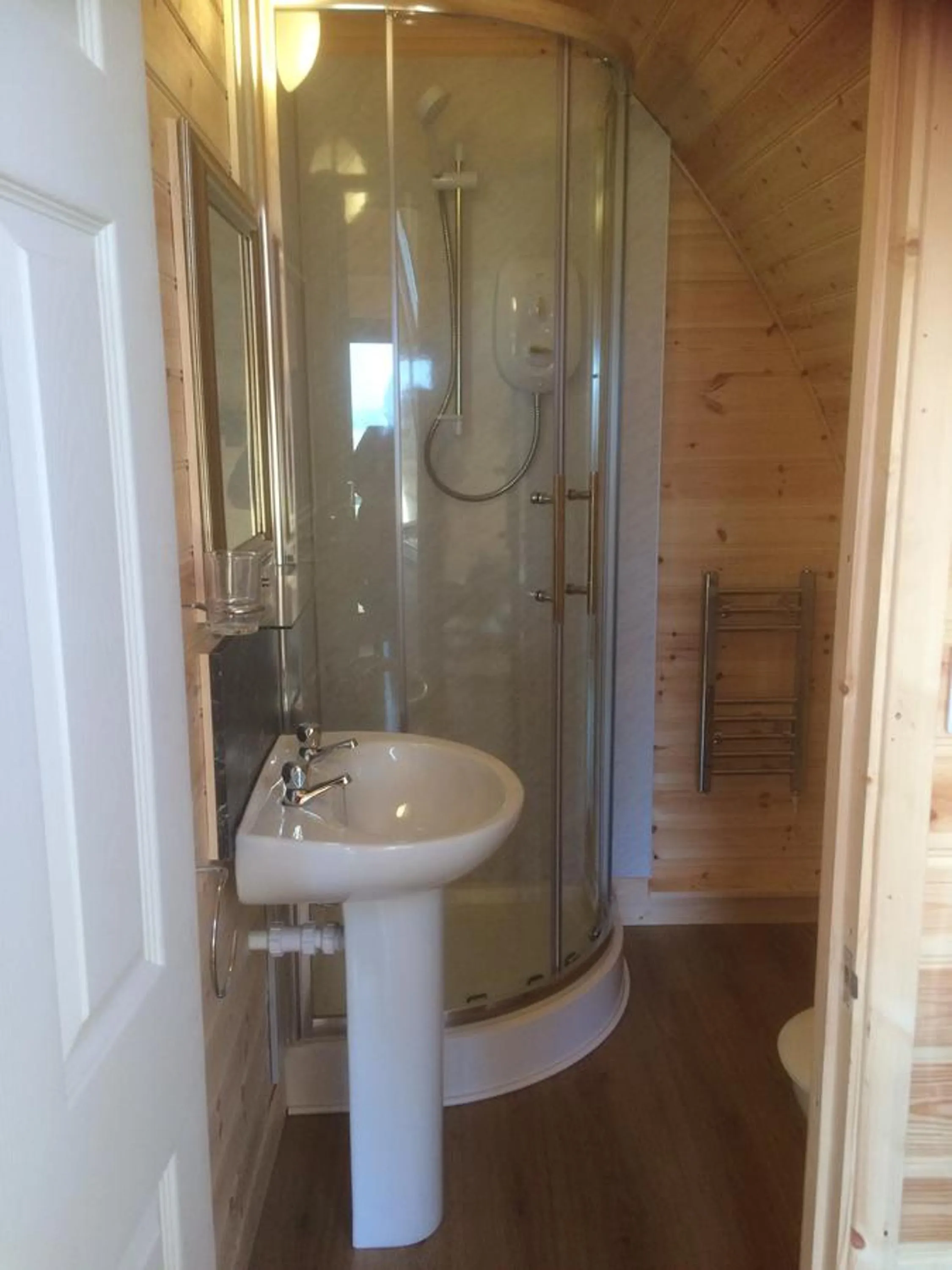 Bathroom in Loch Shin Glamping Pods