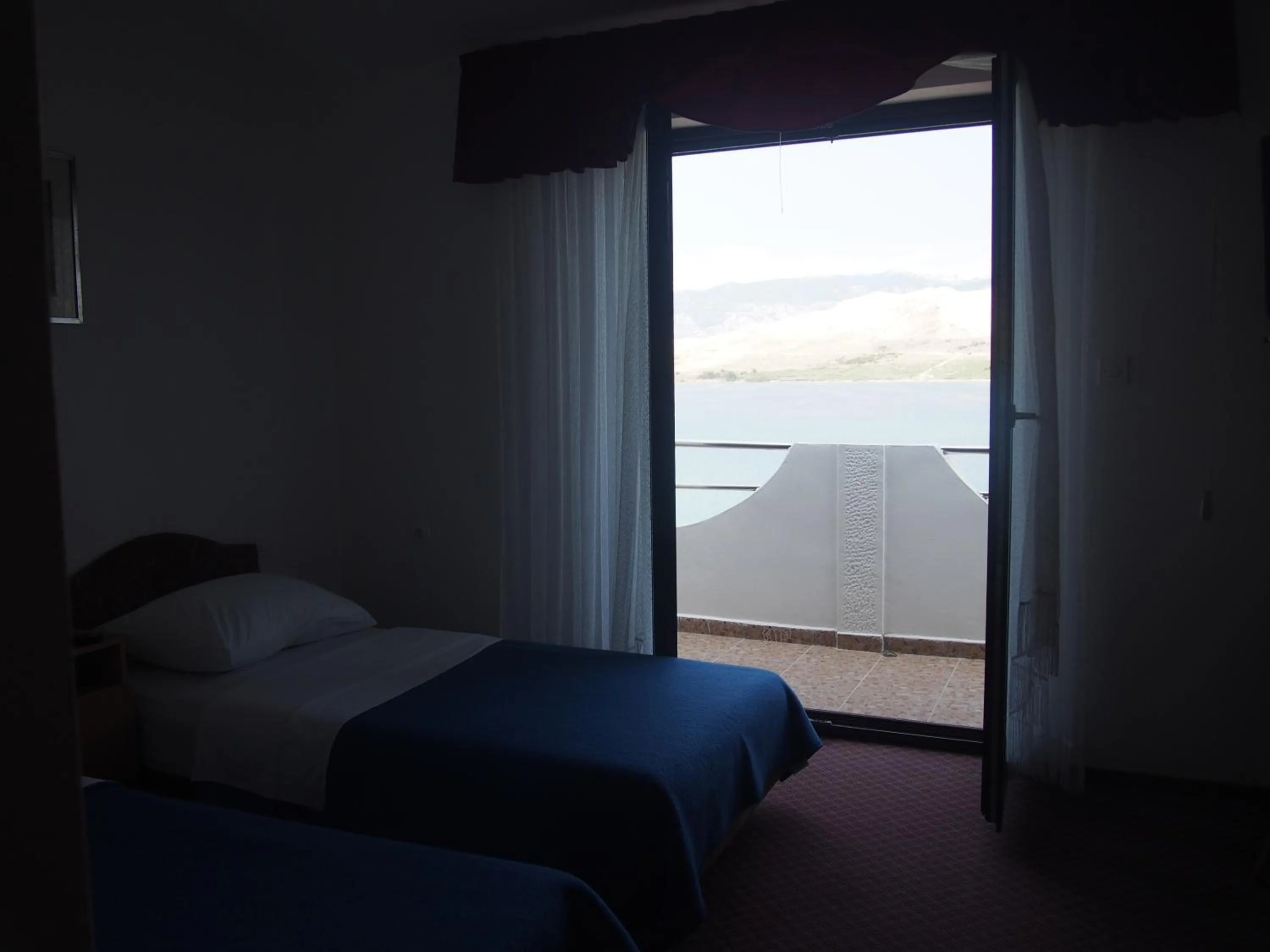 Sea view, Bed in Hotel Biser