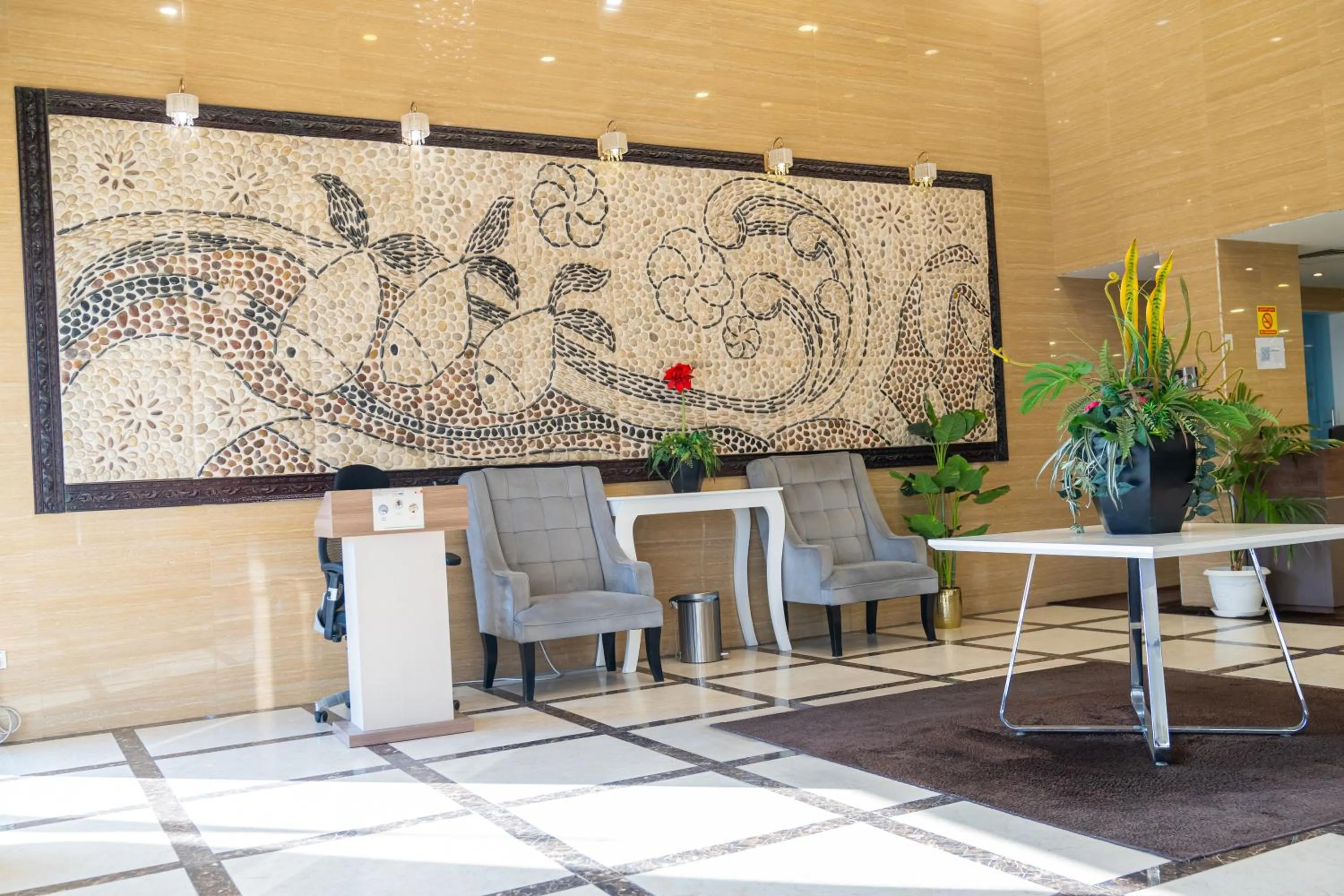 Golden Garden Al Corniche