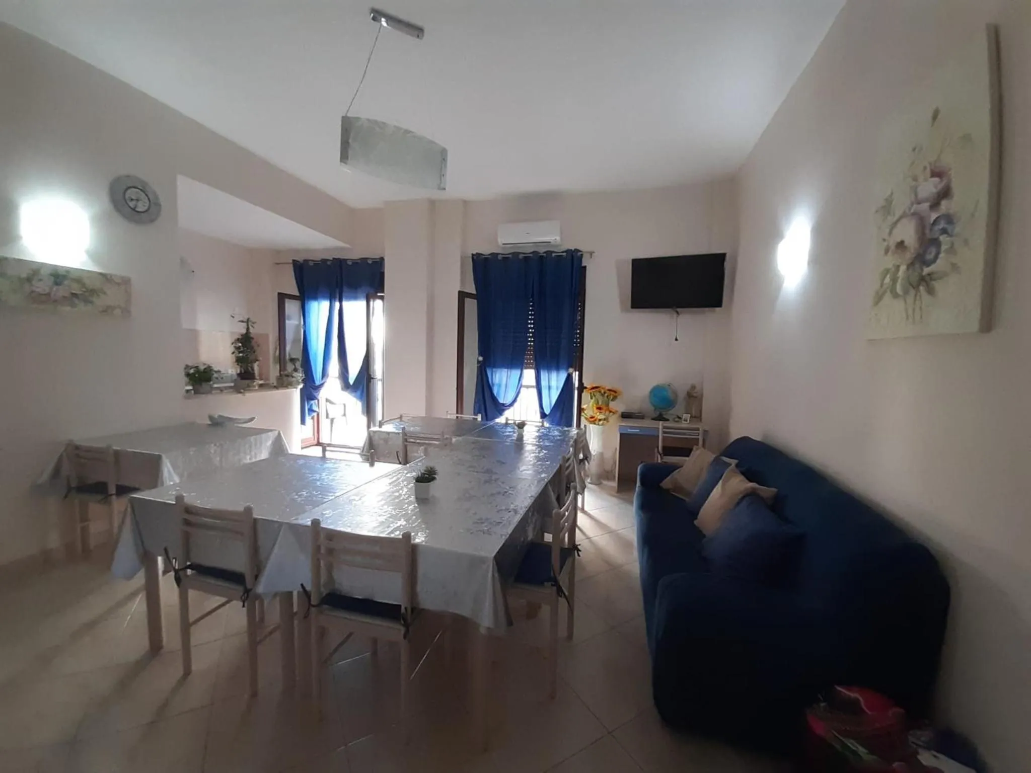 Communal lounge/ TV room in G&G - Bed & Breakfast