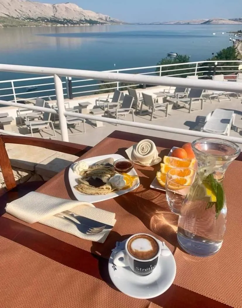 Restaurant/places to eat in Hotel Belveder