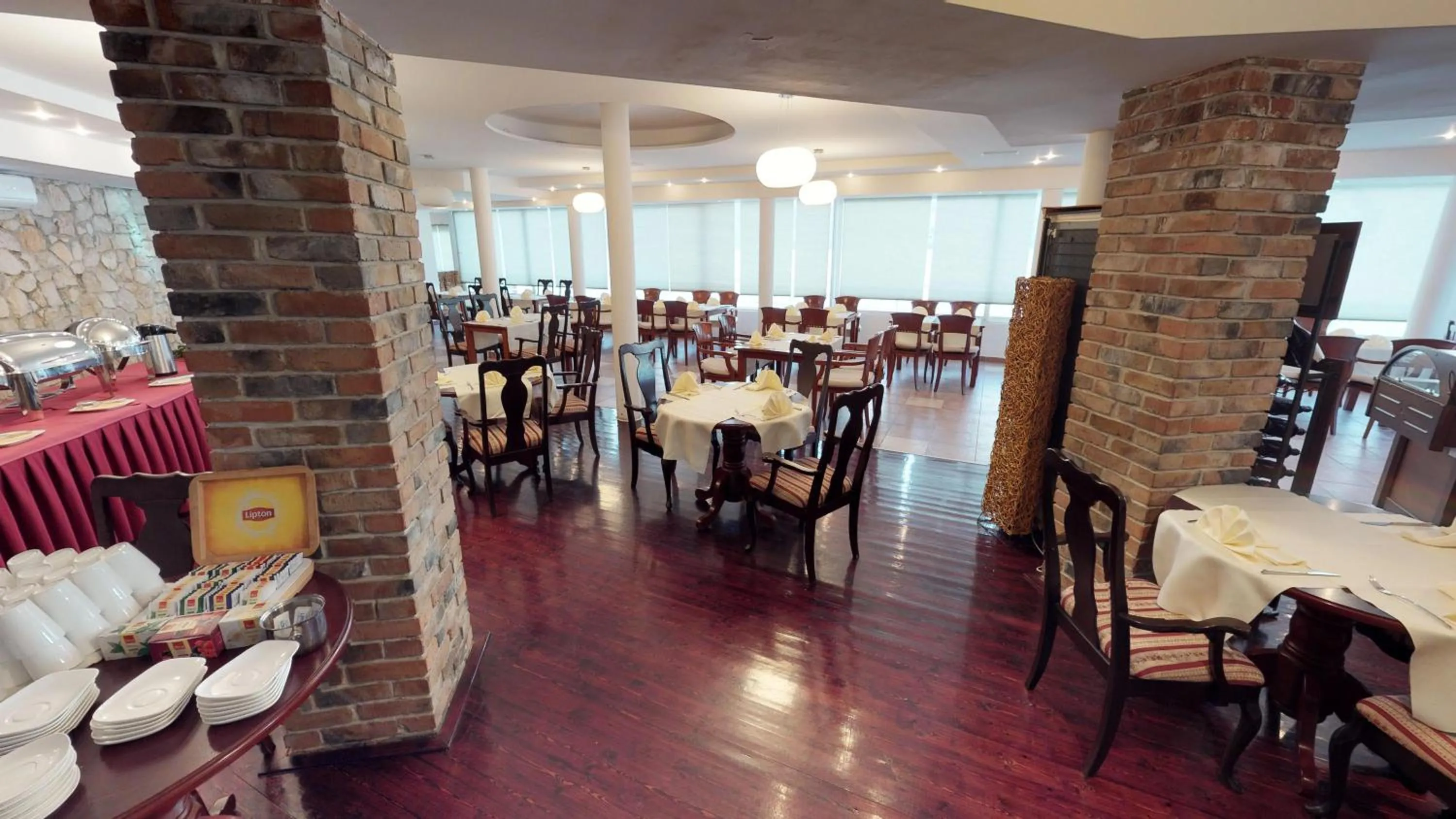 Restaurant/places to eat in Hotel Belveder