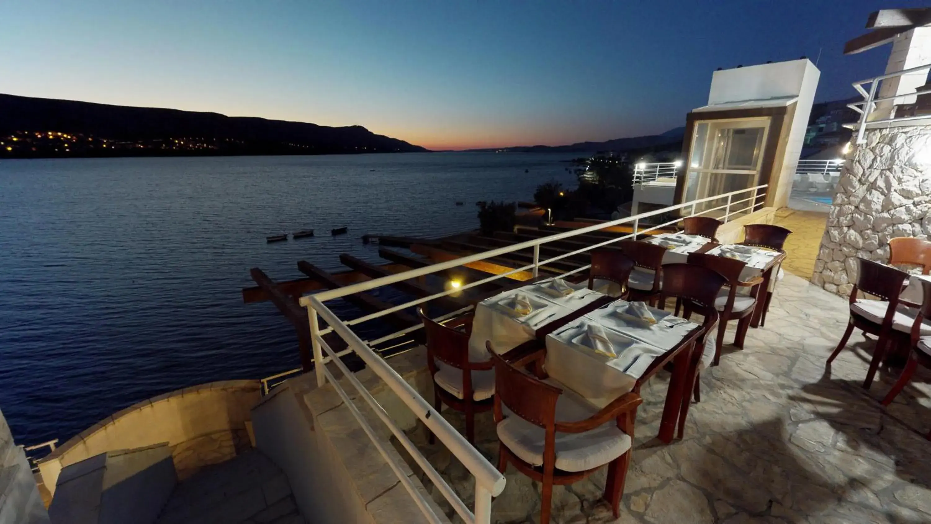 Restaurant/places to eat in Hotel Belveder Restaurant/places to eat in Hotel Belveder