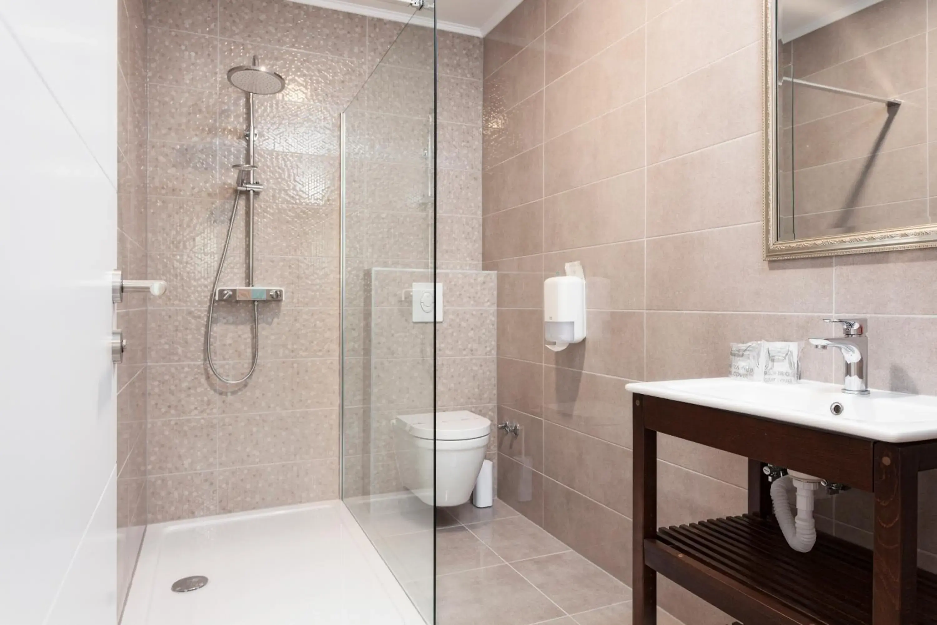 Bathroom in Tourist Center Marko Bathroom in Tourist Center Marko