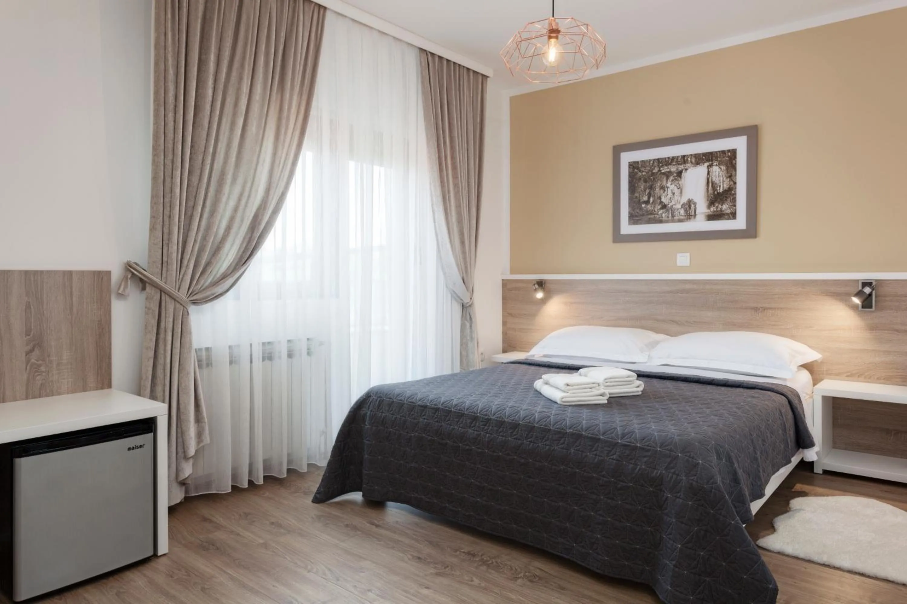 Bed in Tourist Center Marko