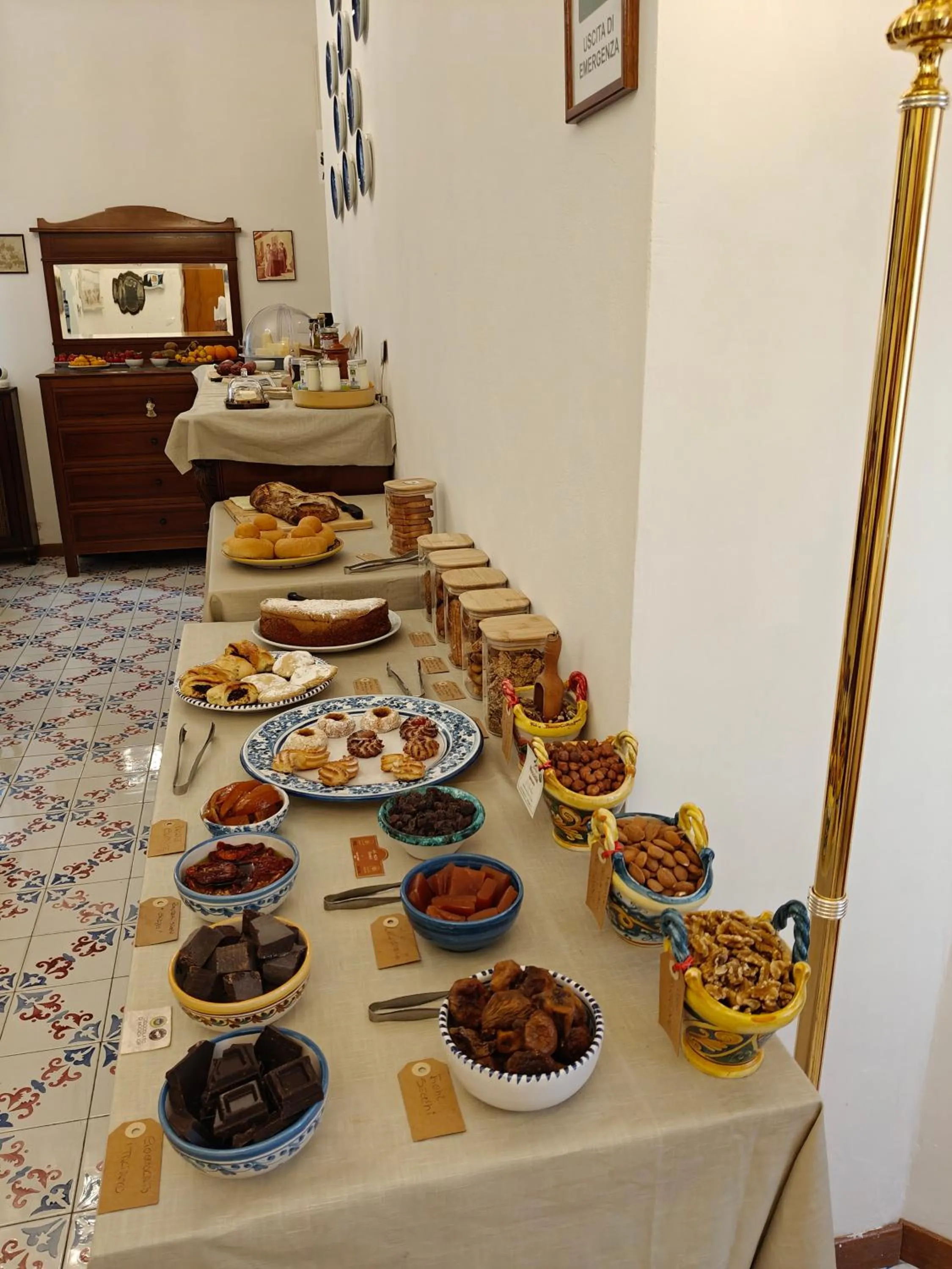 Breakfast in B&B Villa Maiolica