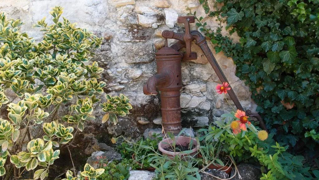 Decorative detail in Mas du Clos de l'Escarrat