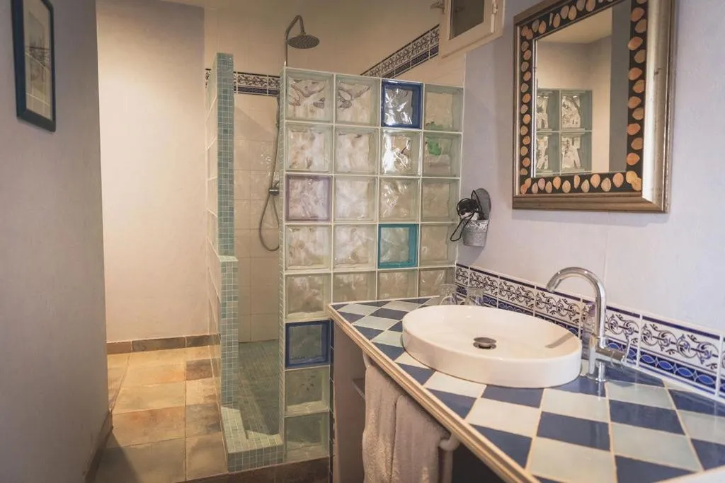 Bathroom in Mas du Clos de l'Escarrat