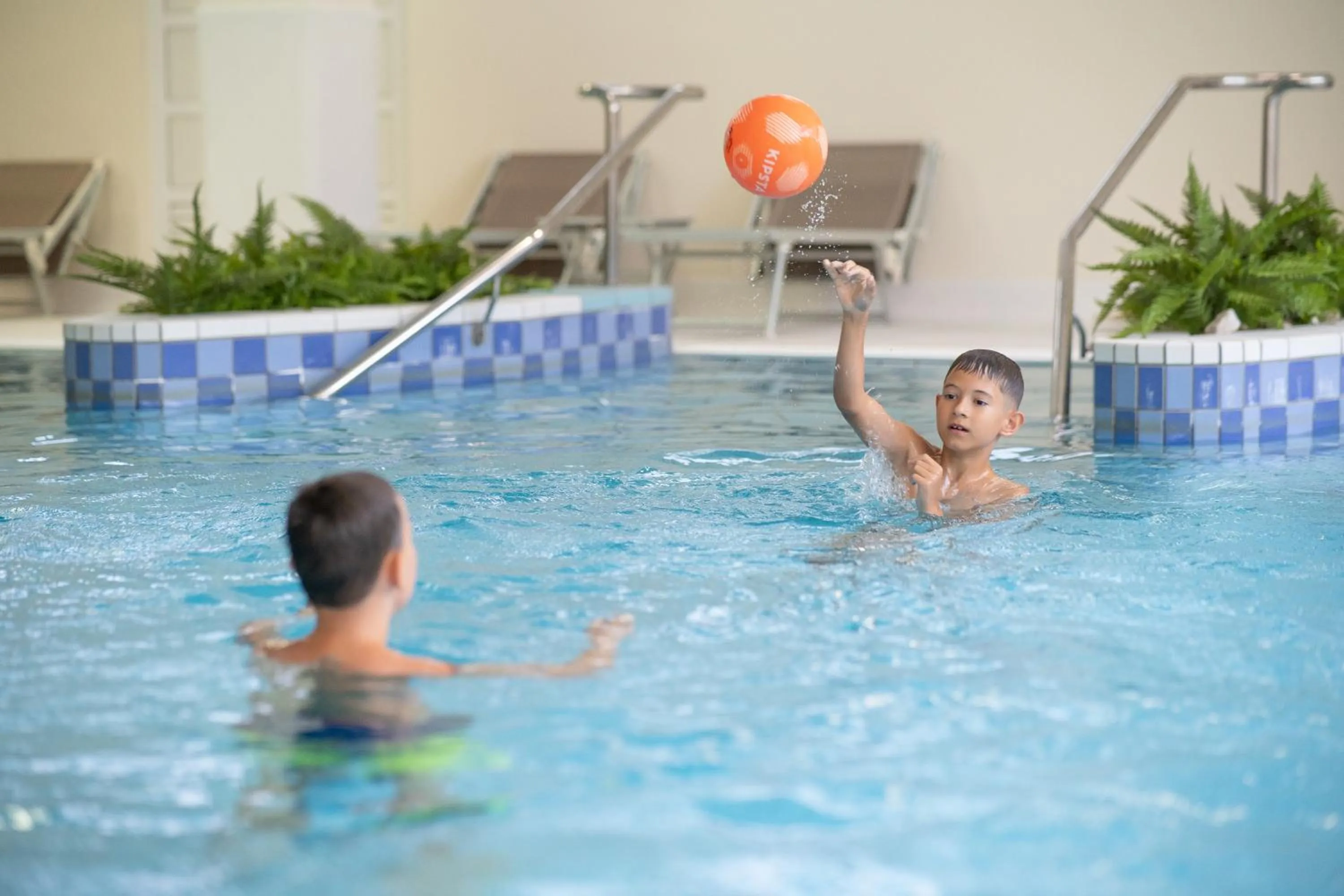 Swimming pool in Hotel Pinija