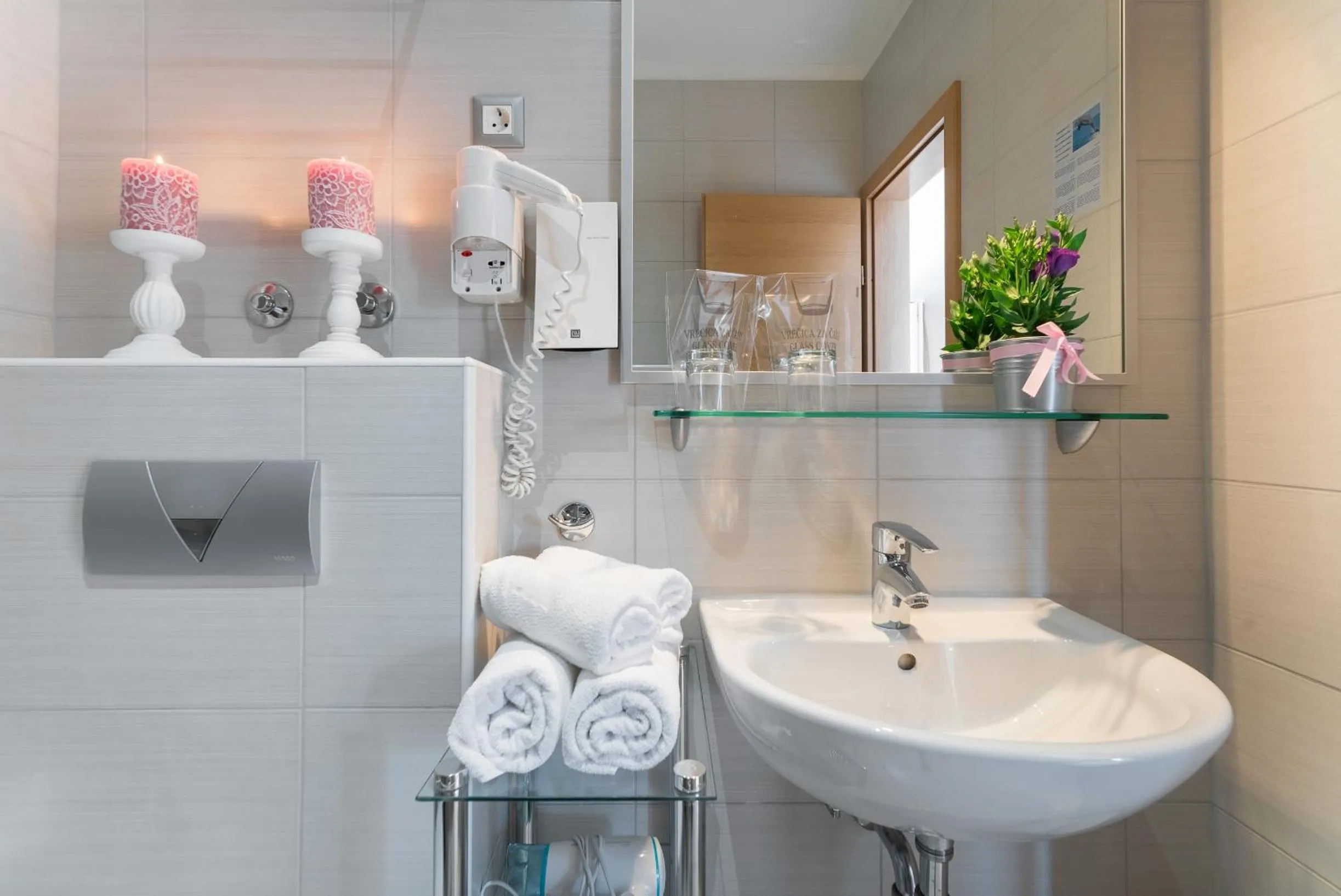 Bathroom in Hotel Maritimo