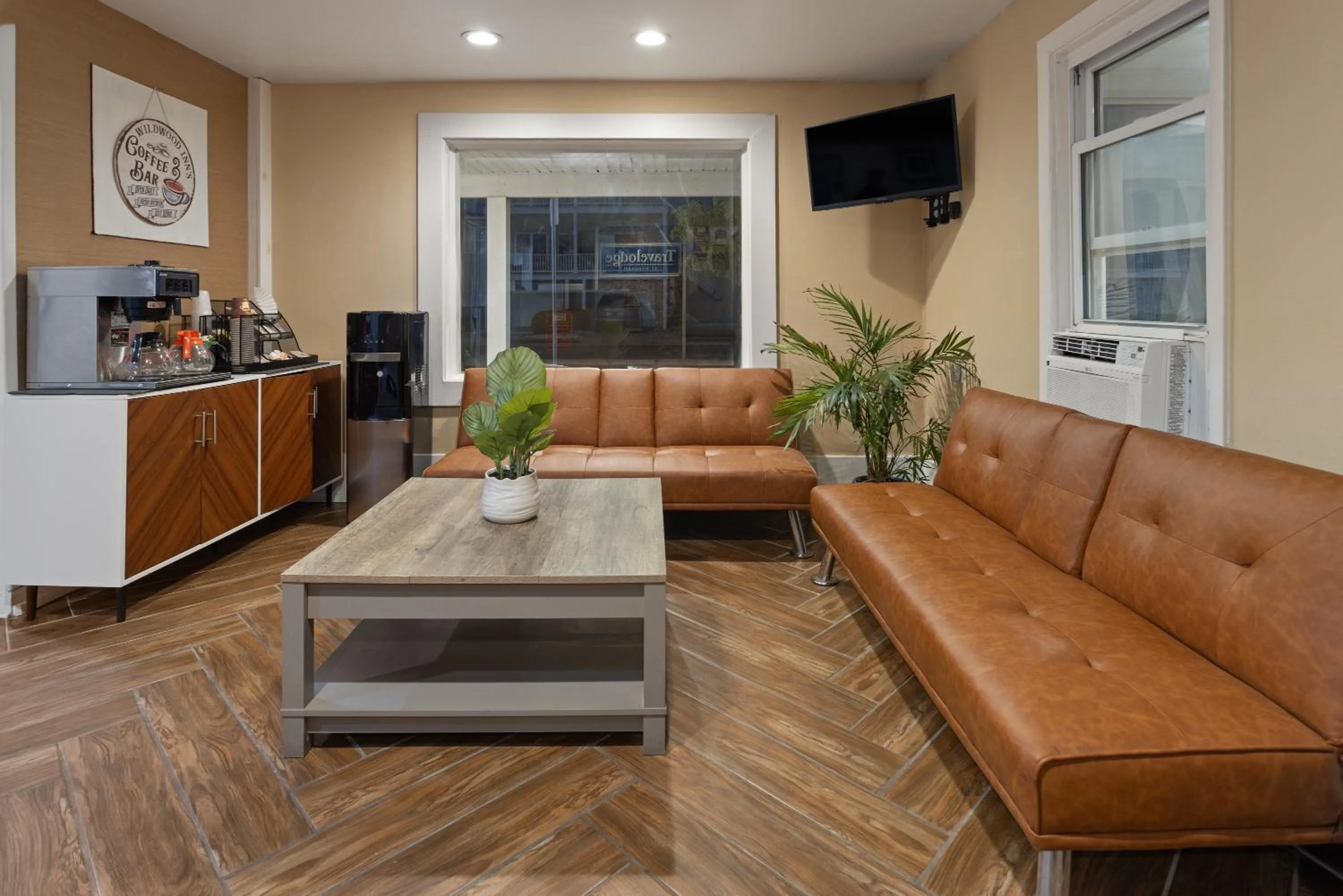 Wildwood Inn Hotel Beach & Boardwalk