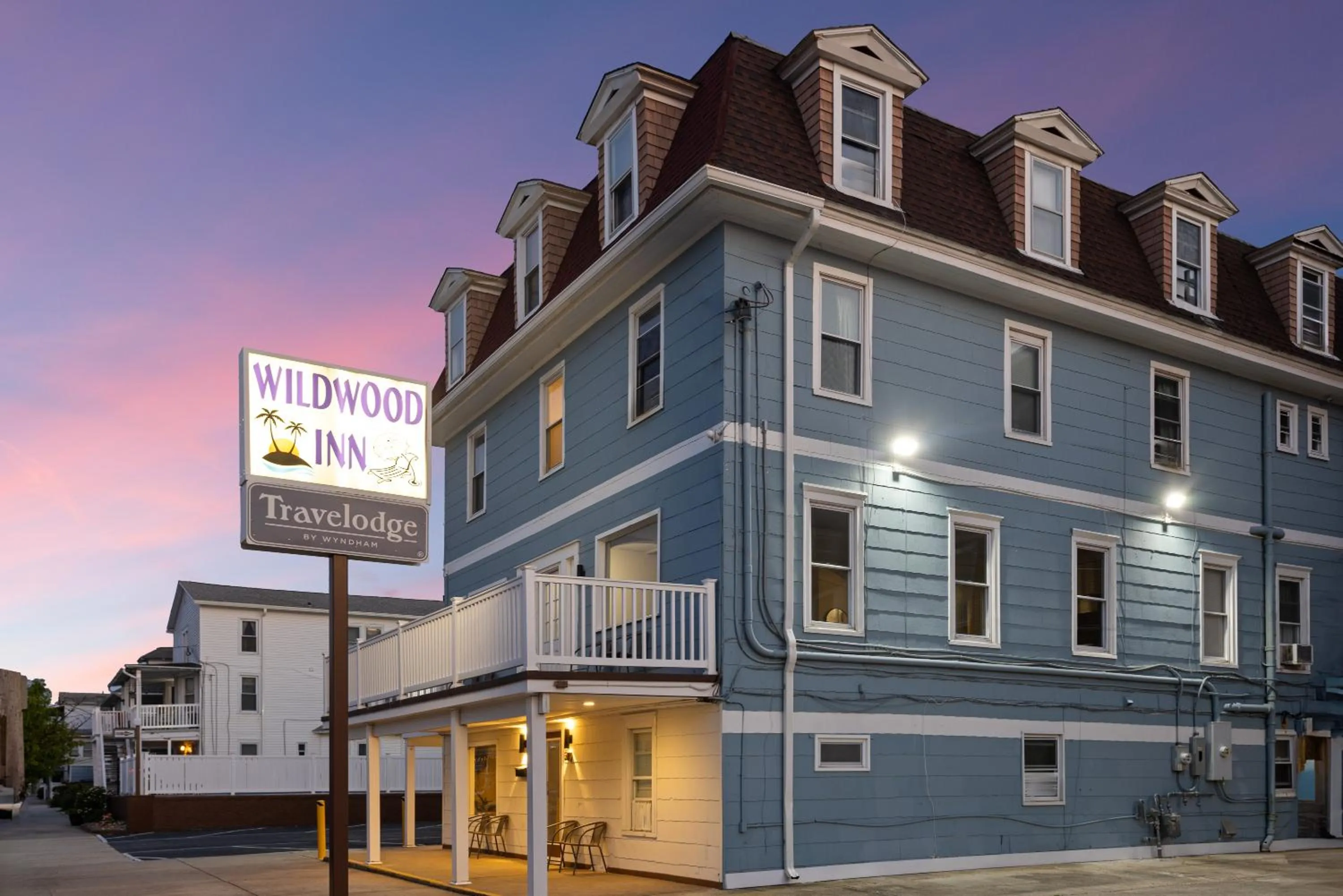 Wildwood Inn Hotel Beach & Boardwalk