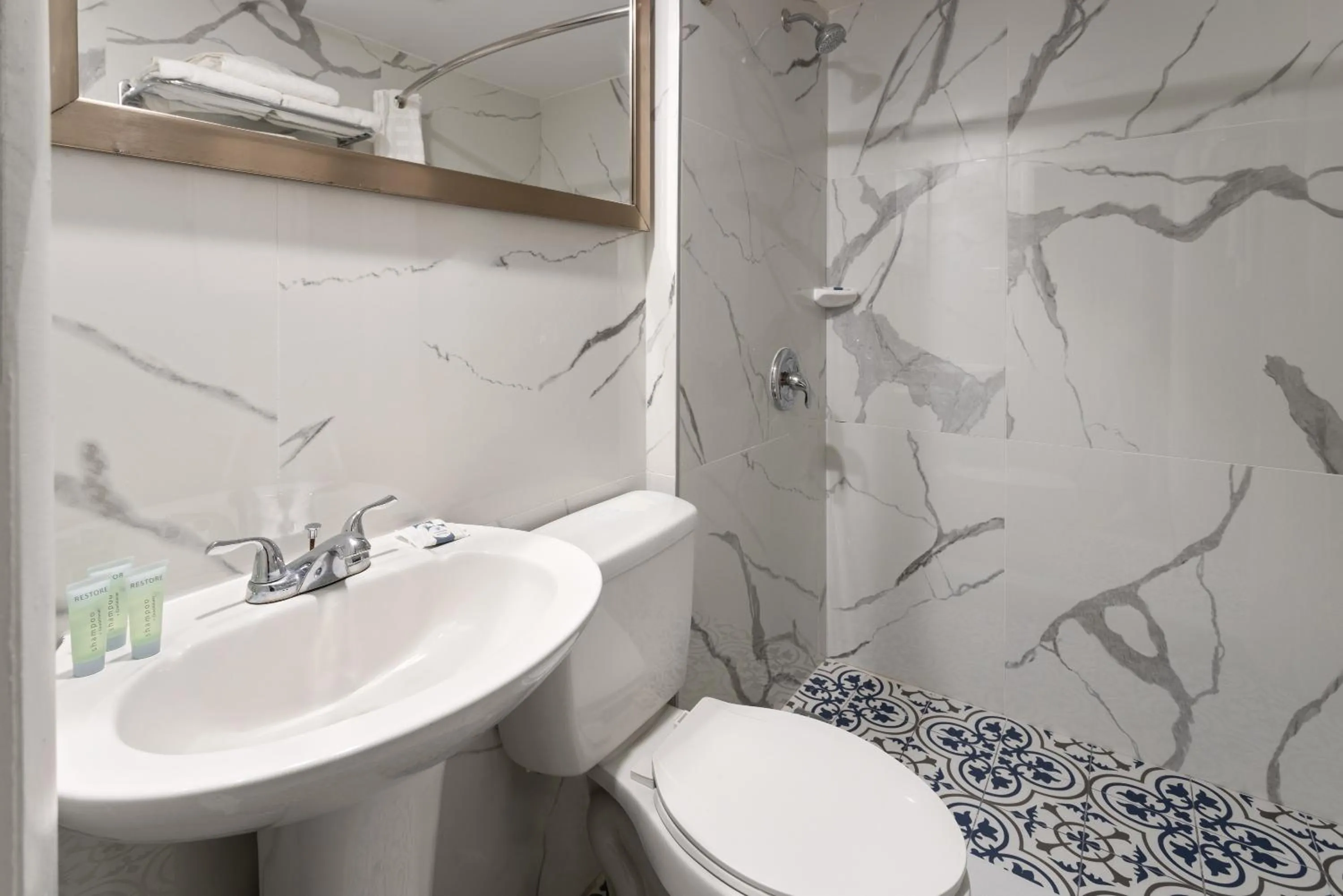 Wildwood Inn Hotel Beach & Boardwalk