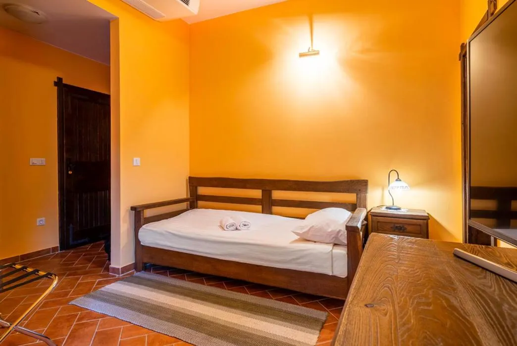 Bed in Stupnički Dvori Winery Hotel