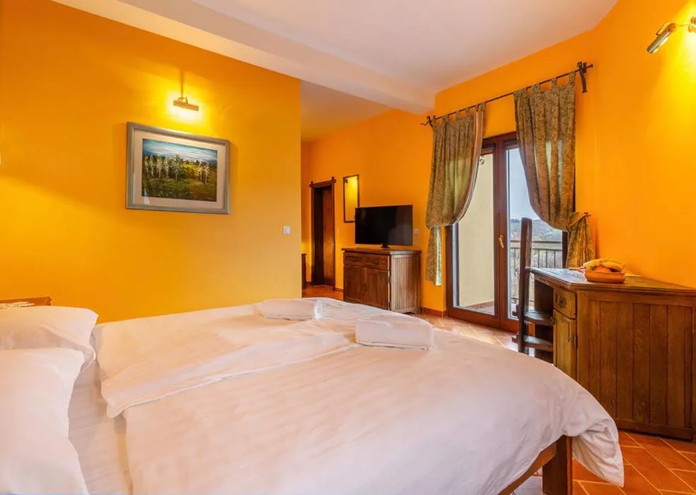 Bed in Stupnički Dvori Winery Hotel