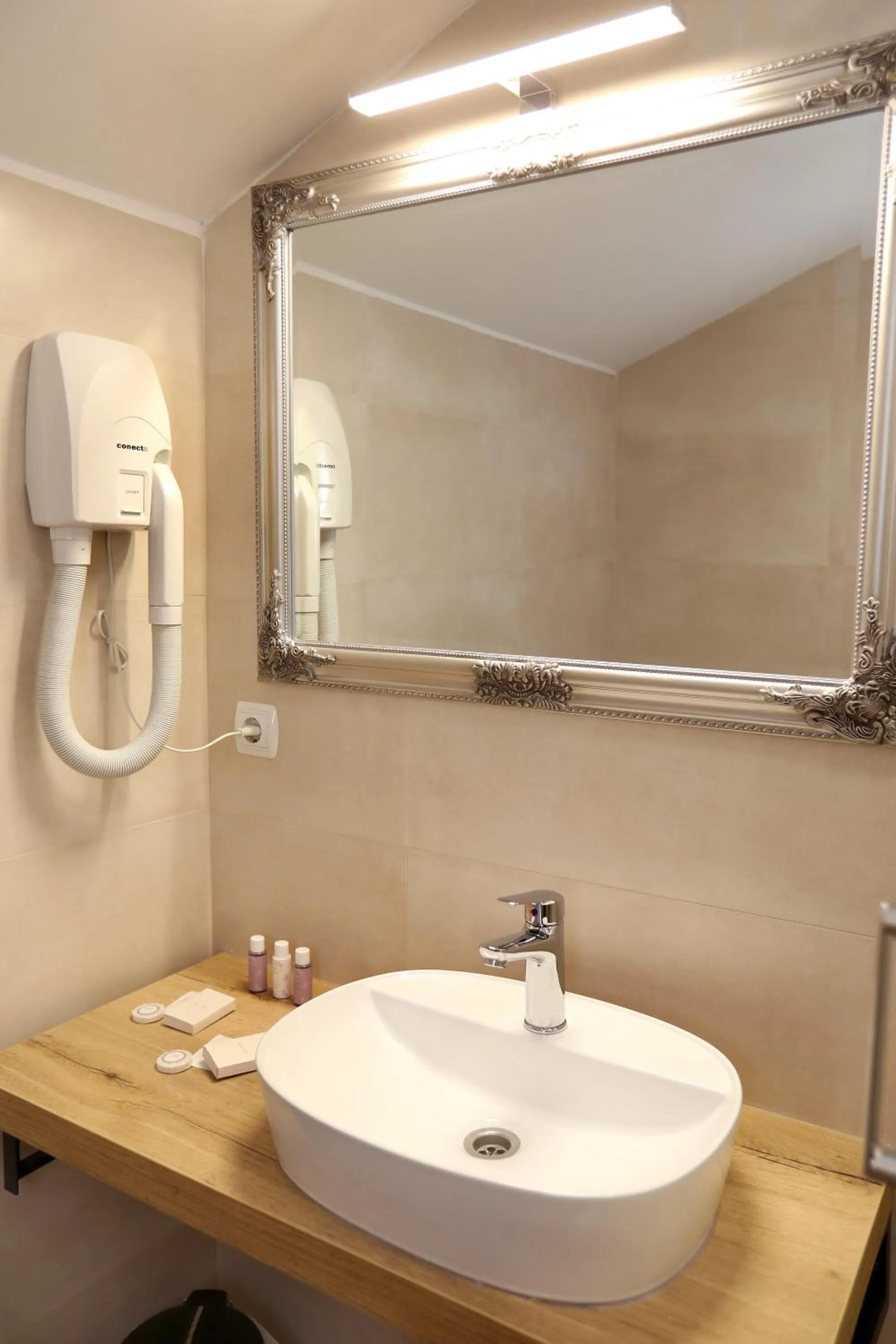 Bathroom in Villa Carrara