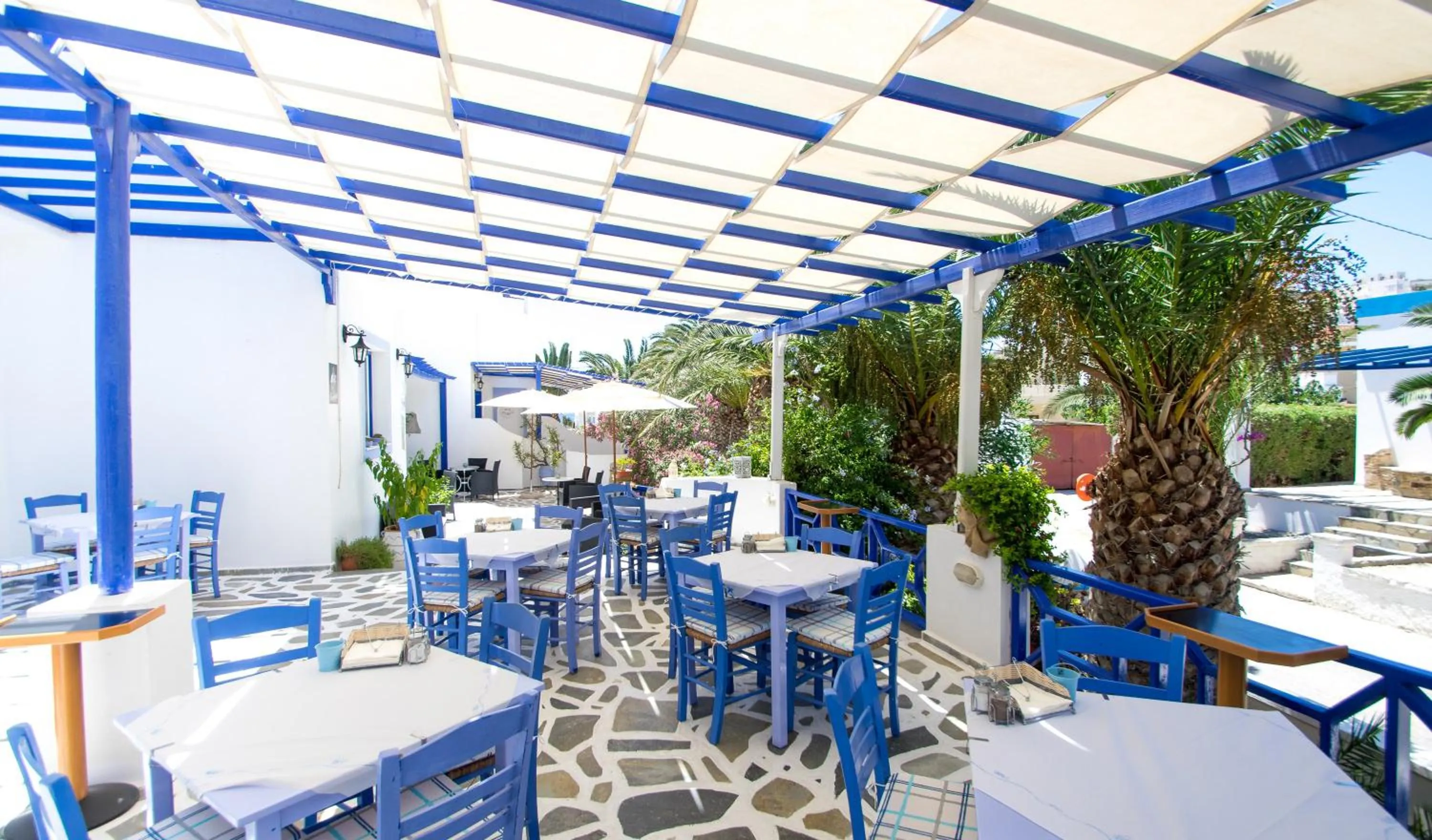 Restaurant/places to eat in Syros Atlantis