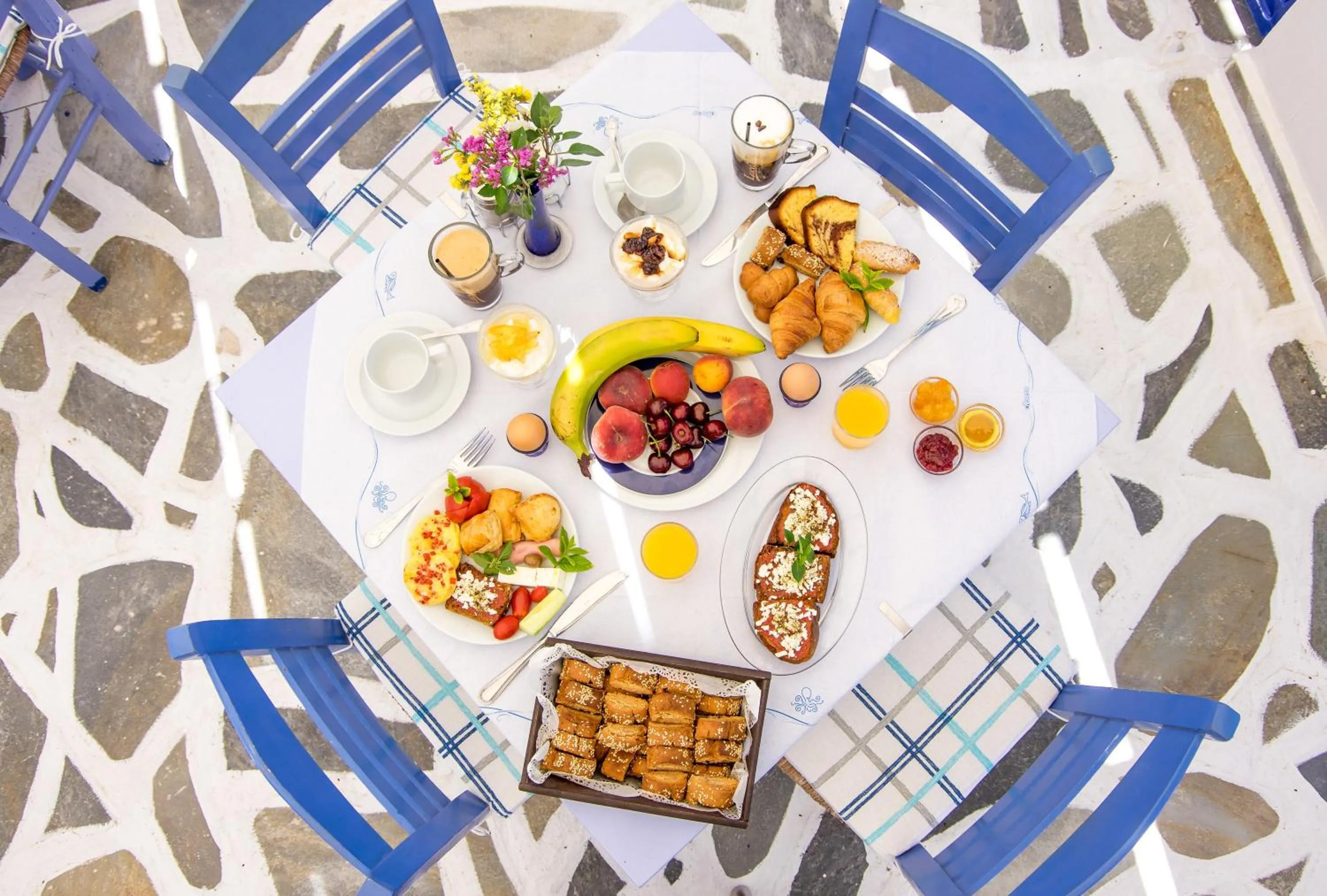 Restaurant/places to eat in Syros Atlantis