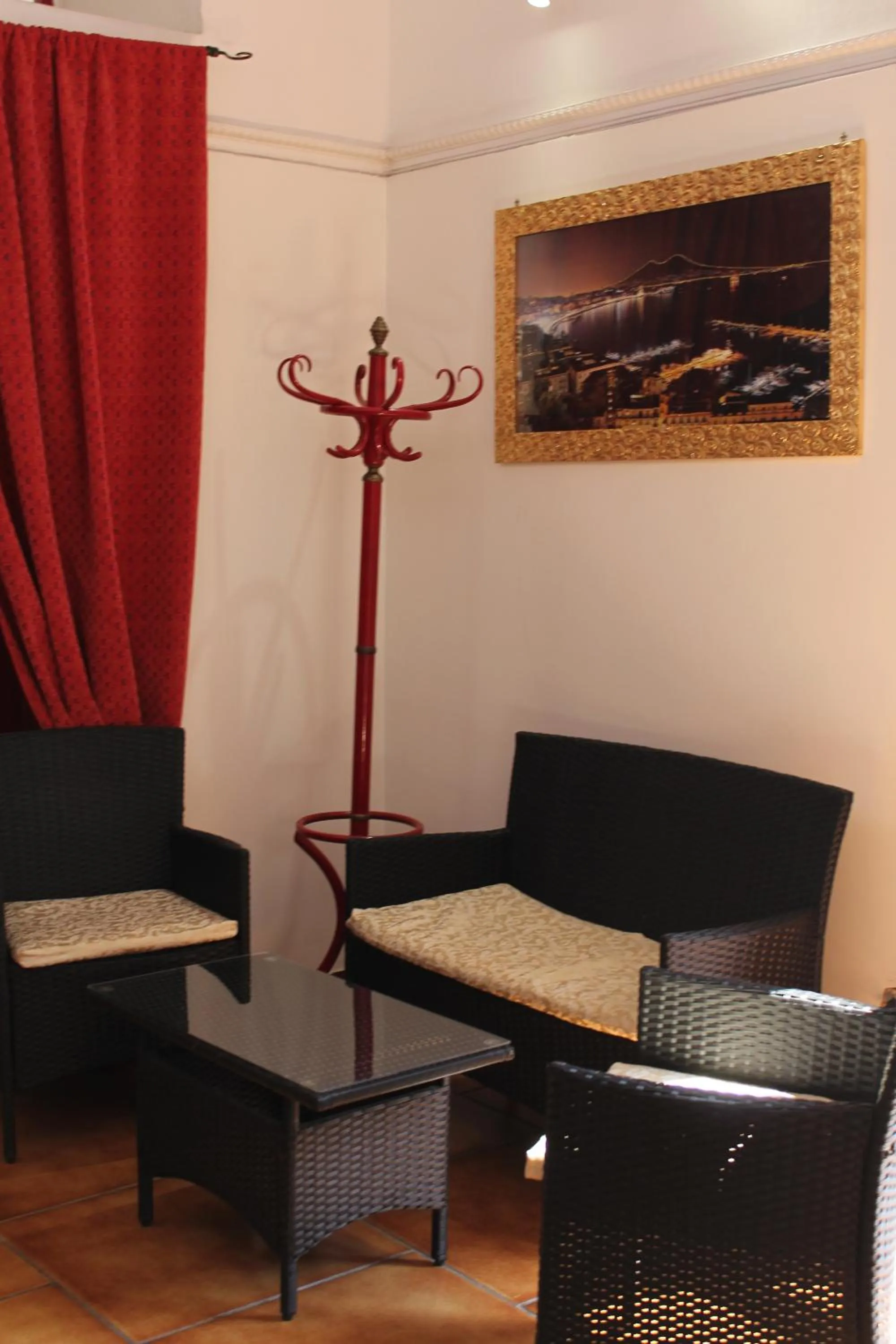 Communal lounge/ TV room, Seating Area in Hotel Santuario