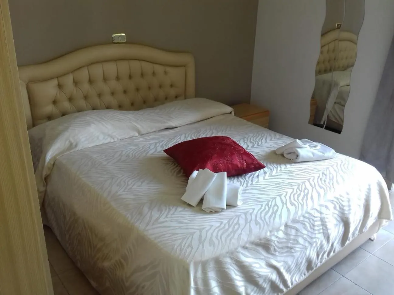 Bed in Hotel Santuario