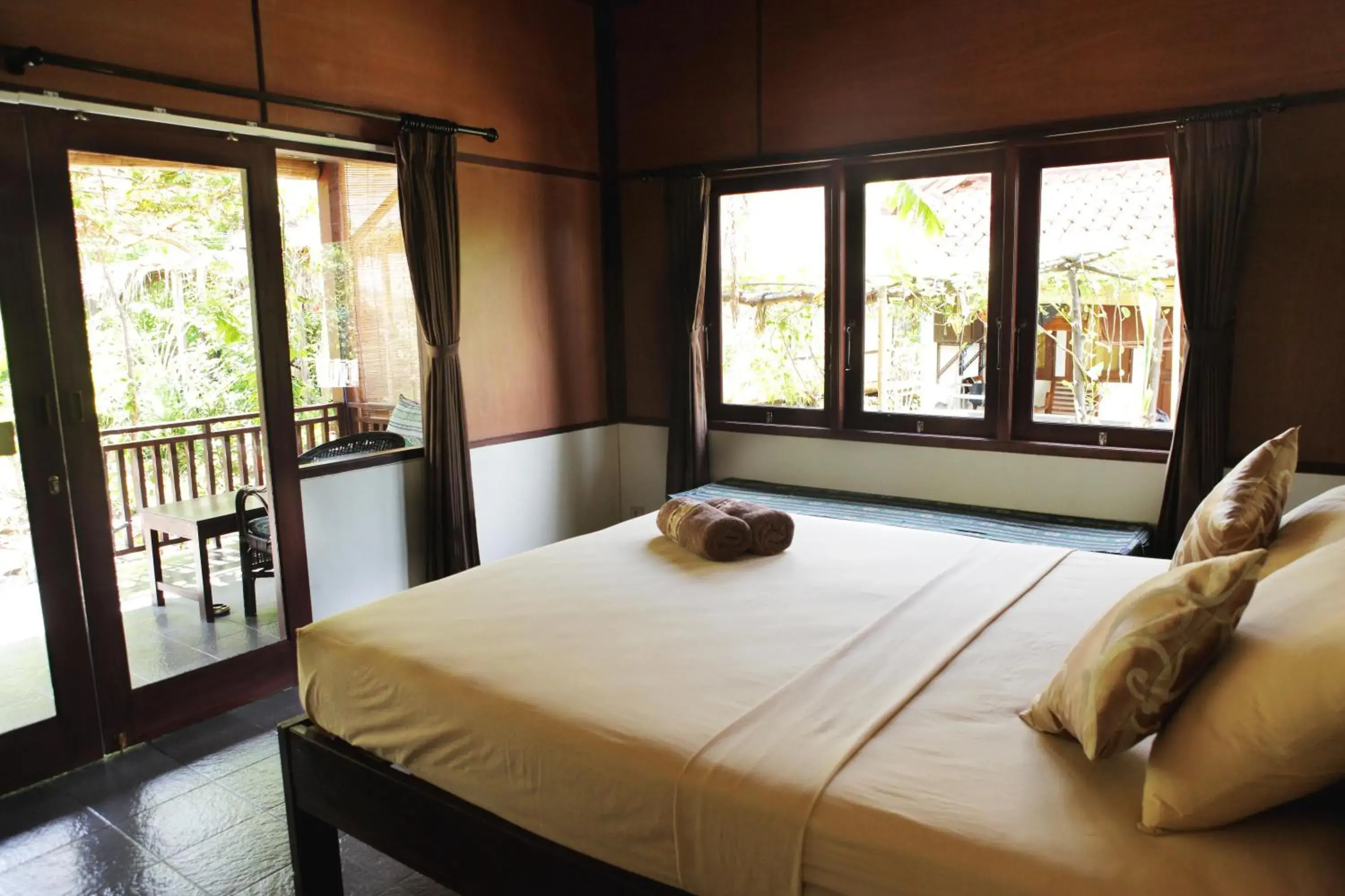 Double Room with Garden View in Ana Warung & Bungalows Double Room with Garden View in Ana Warung & Bungalows