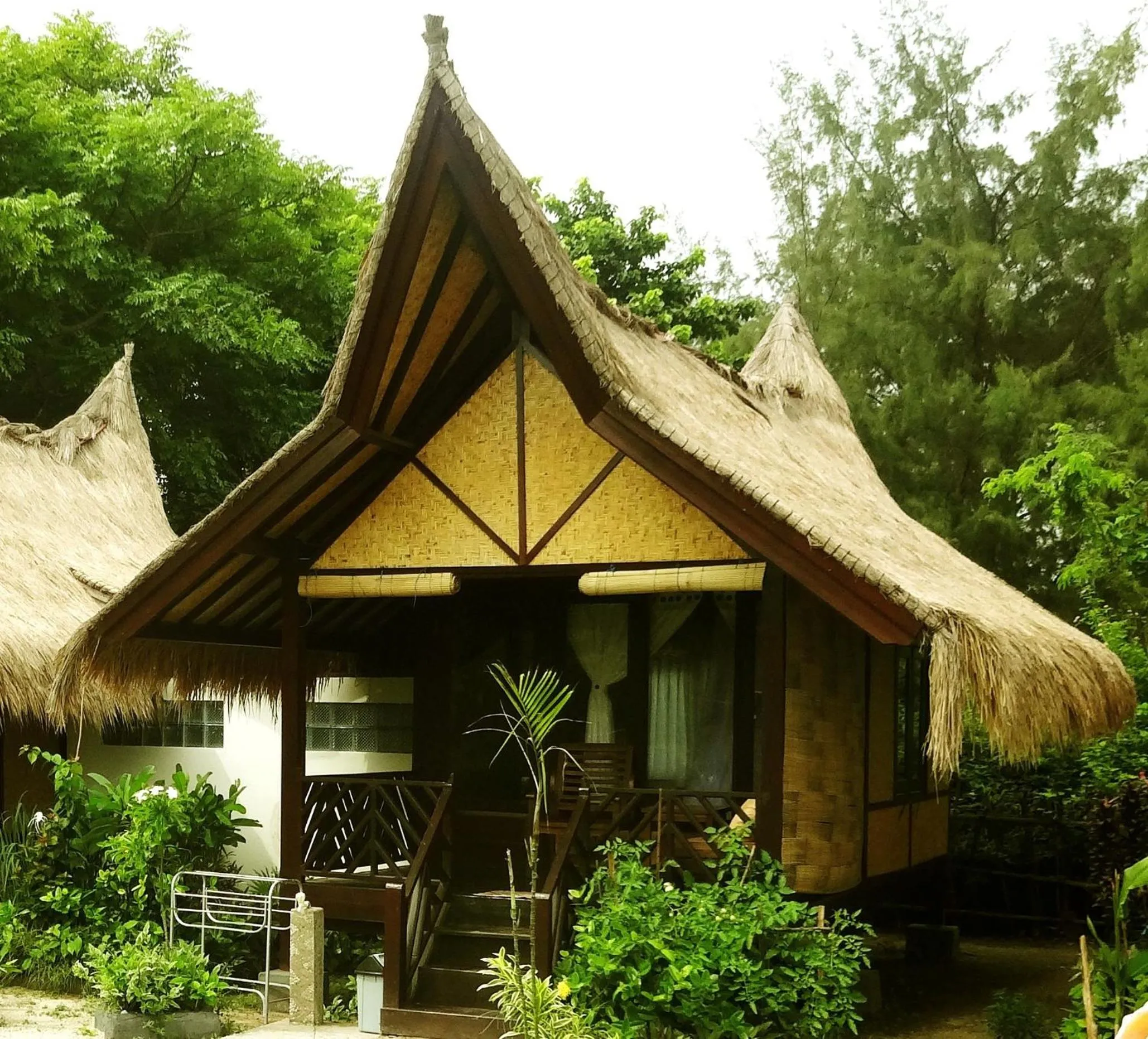 Ana Warung & Bungalows