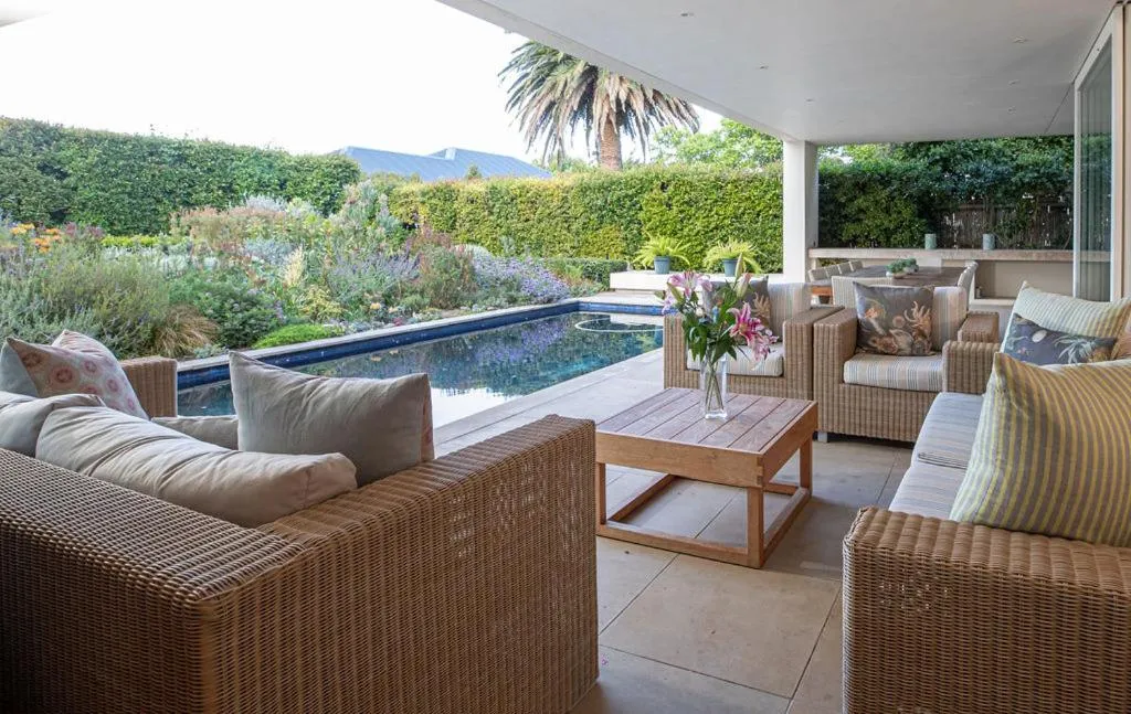 Swimming pool in Thirty On Grace