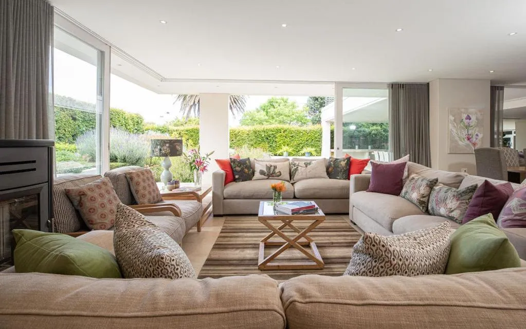 Communal lounge/ TV room in Thirty On Grace