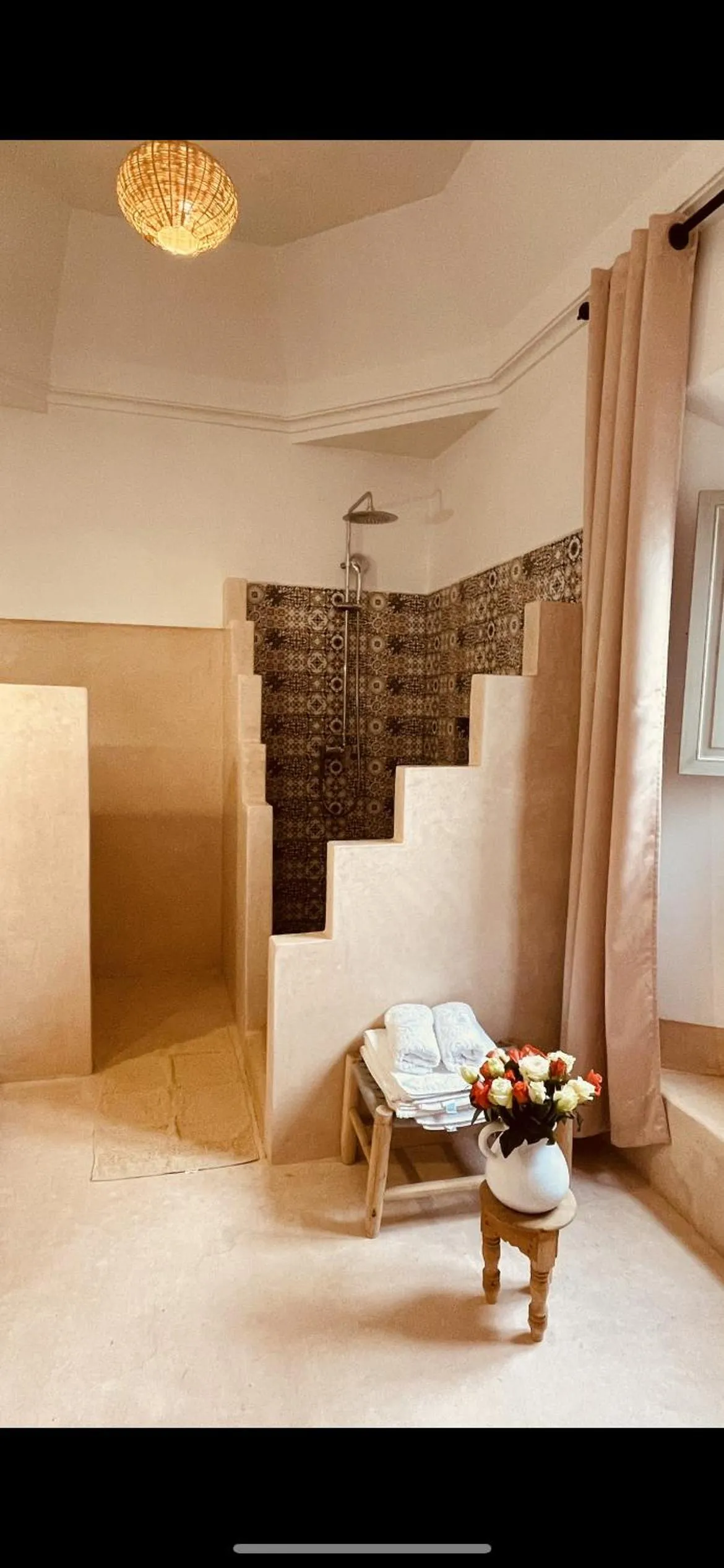 Bathroom, Bed in Riad See Moon And Spa