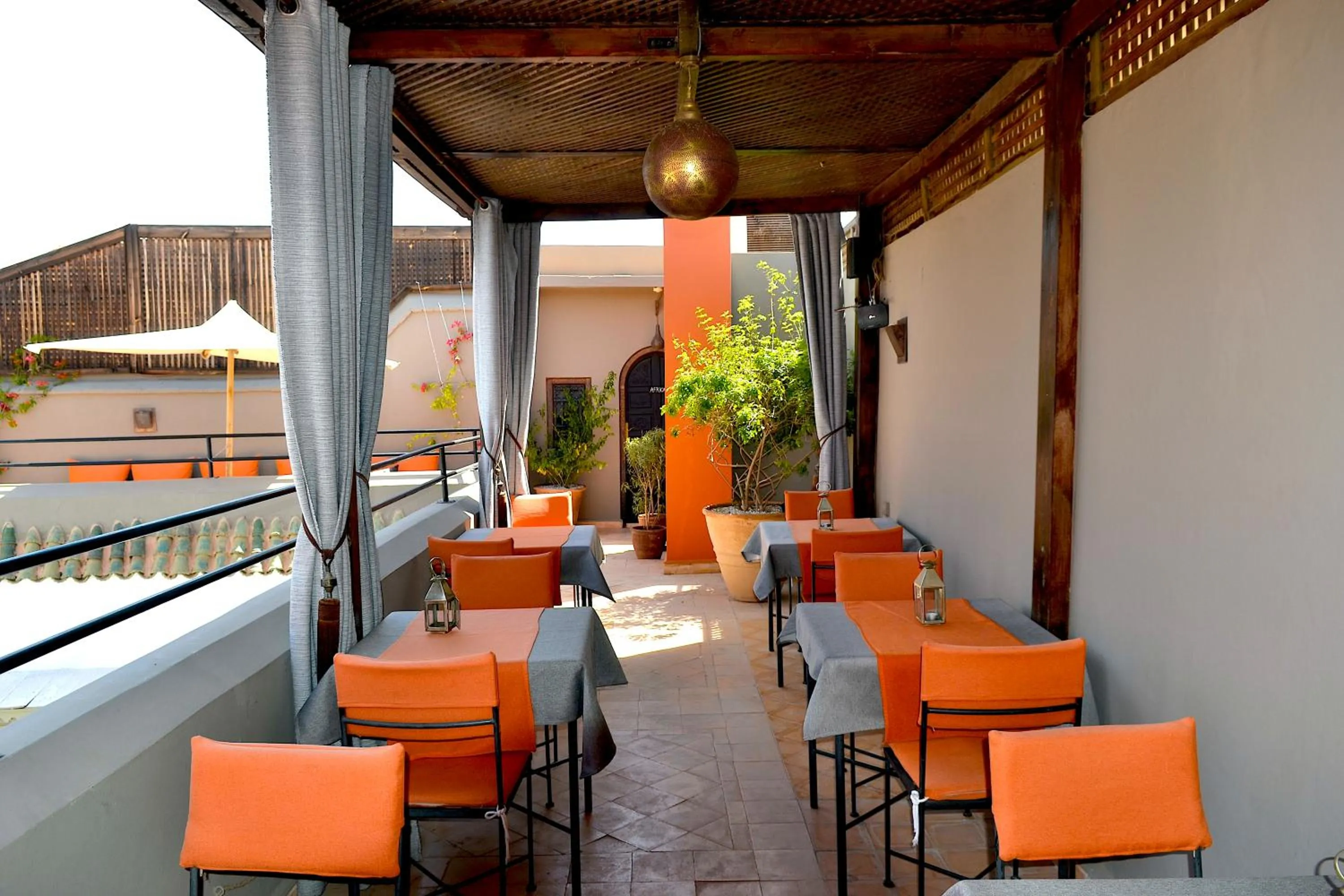 Patio in Riad See Moon And Spa