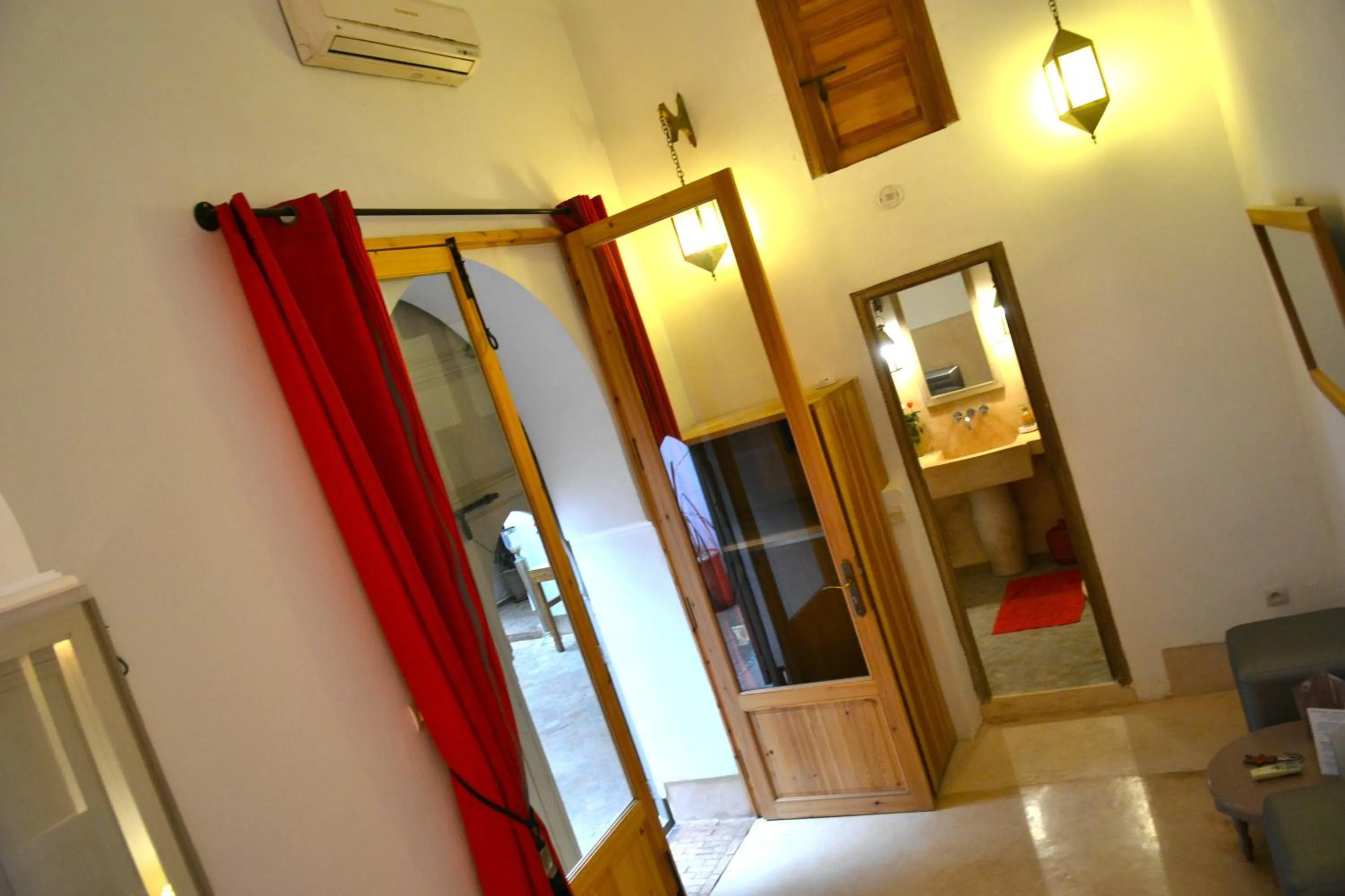 Photo of the whole room in Riad See Moon And Spa