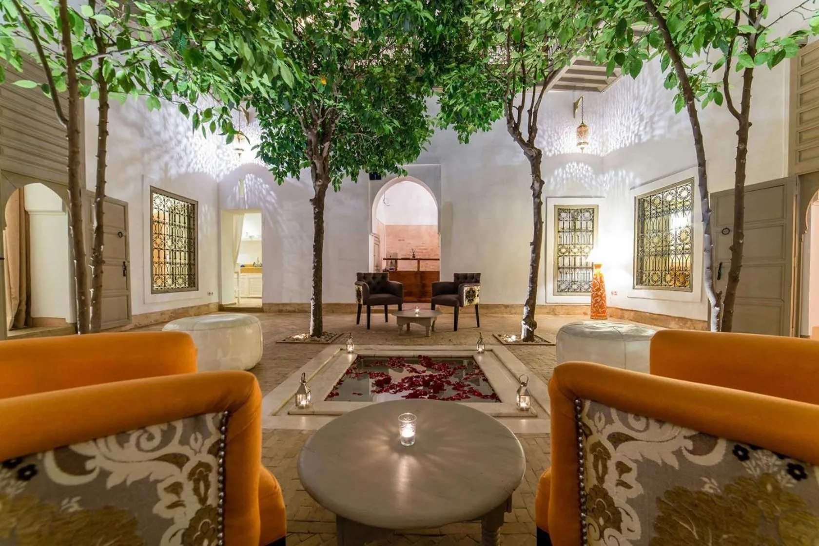 Patio in Riad See Moon And Spa