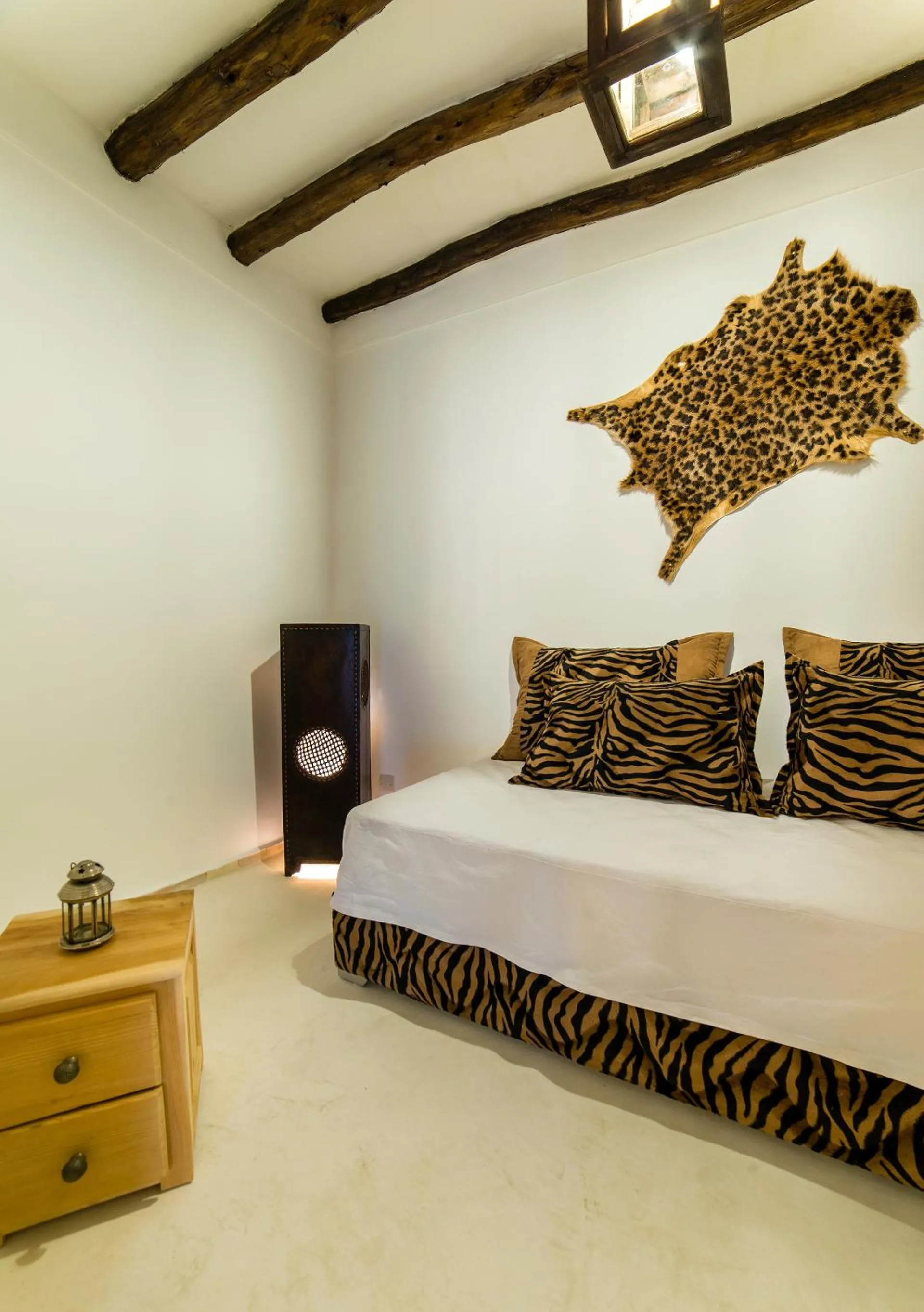 Bed in Riad See Moon And Spa