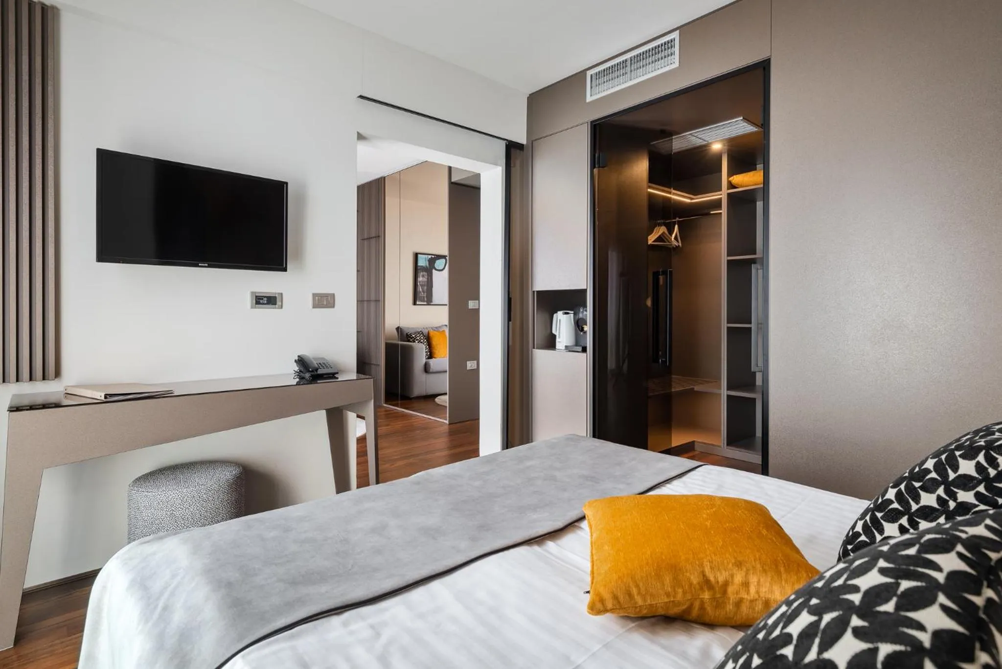 Bed in Boutique Hotel Adoral