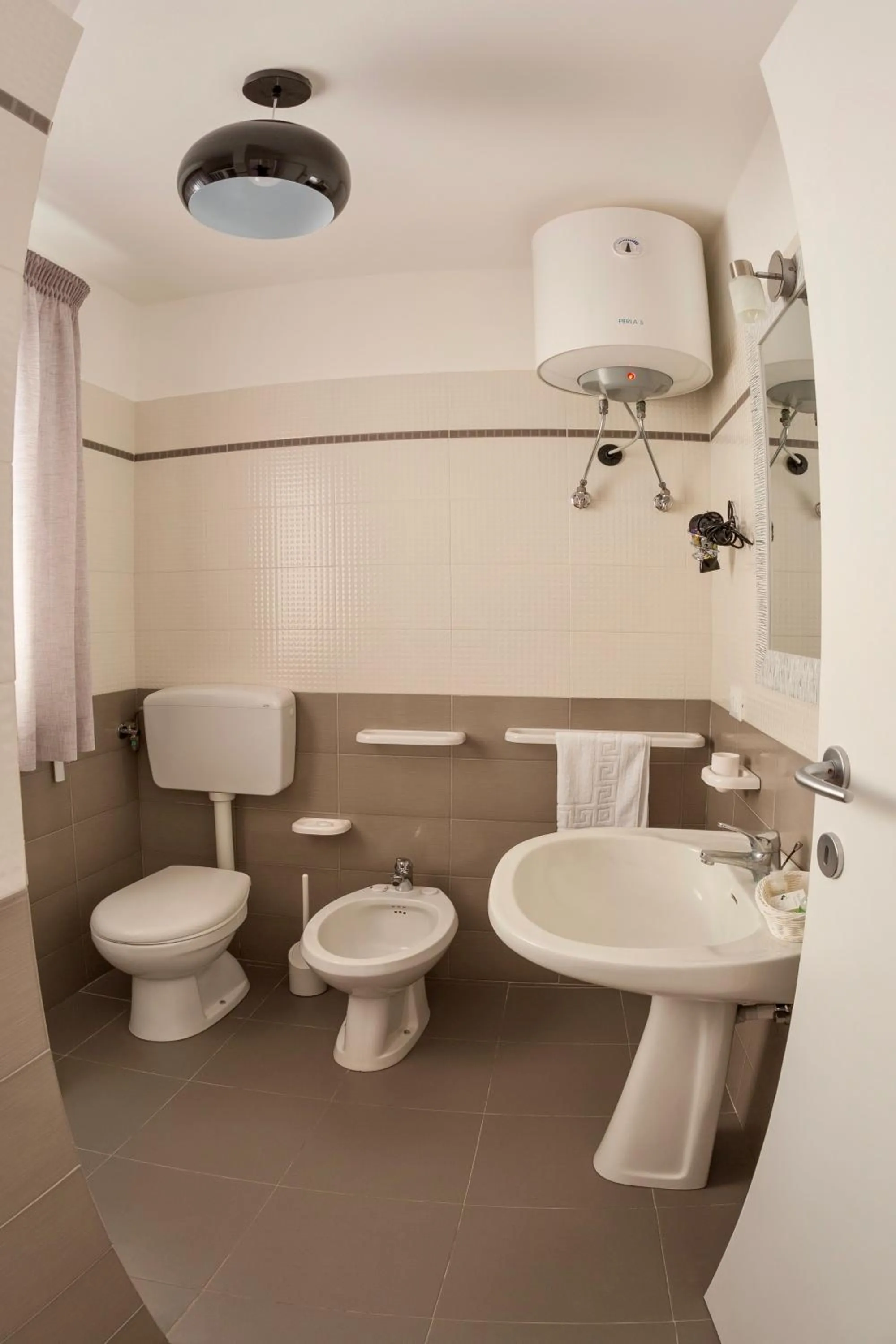 Toilet in Residence Agave Lampedusa