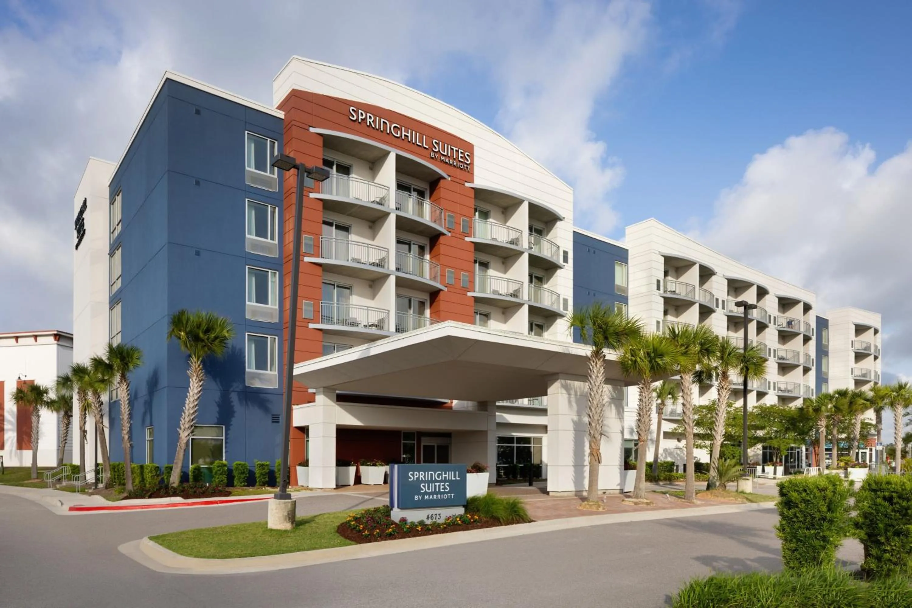 Property building in SpringHill Suites Orange Beach at The Wharf