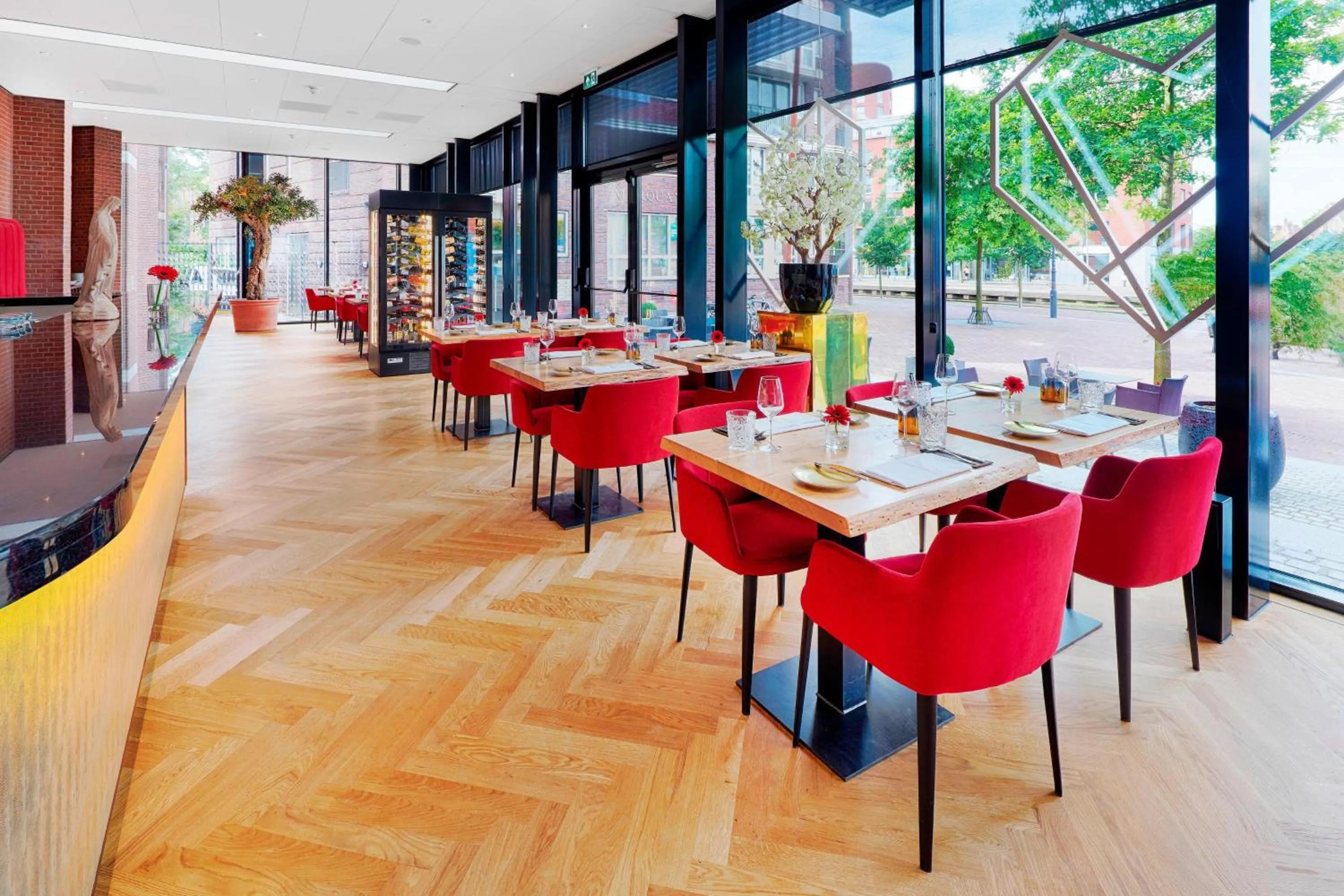 Restaurant/places to eat in Hotel Nassau Breda, Autograph Collection