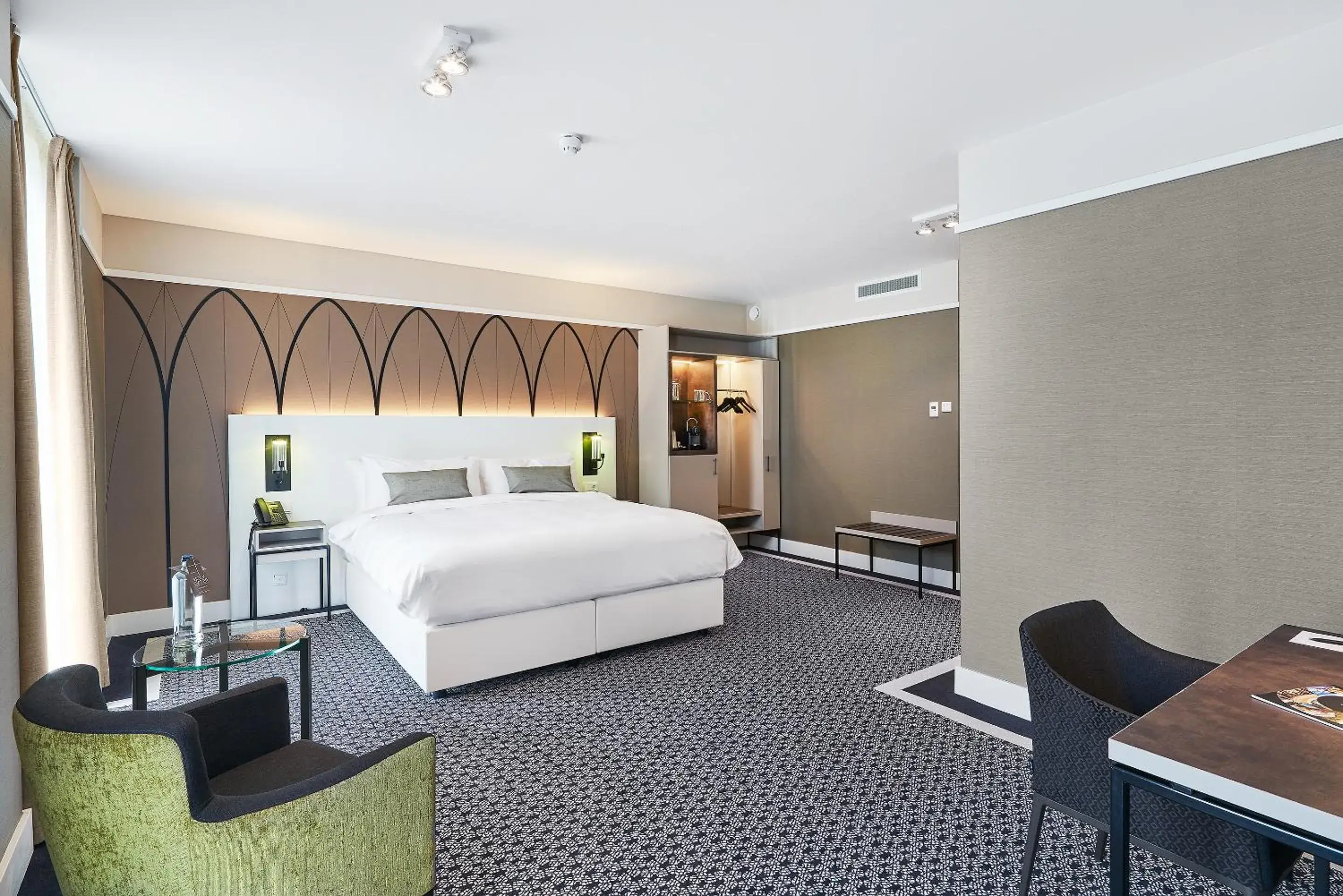 Photo of the whole room, Bed in Hotel Nassau Breda, Autograph Collection Photo of the whole room, Bed in Hotel Nassau Breda, Autograph Collection