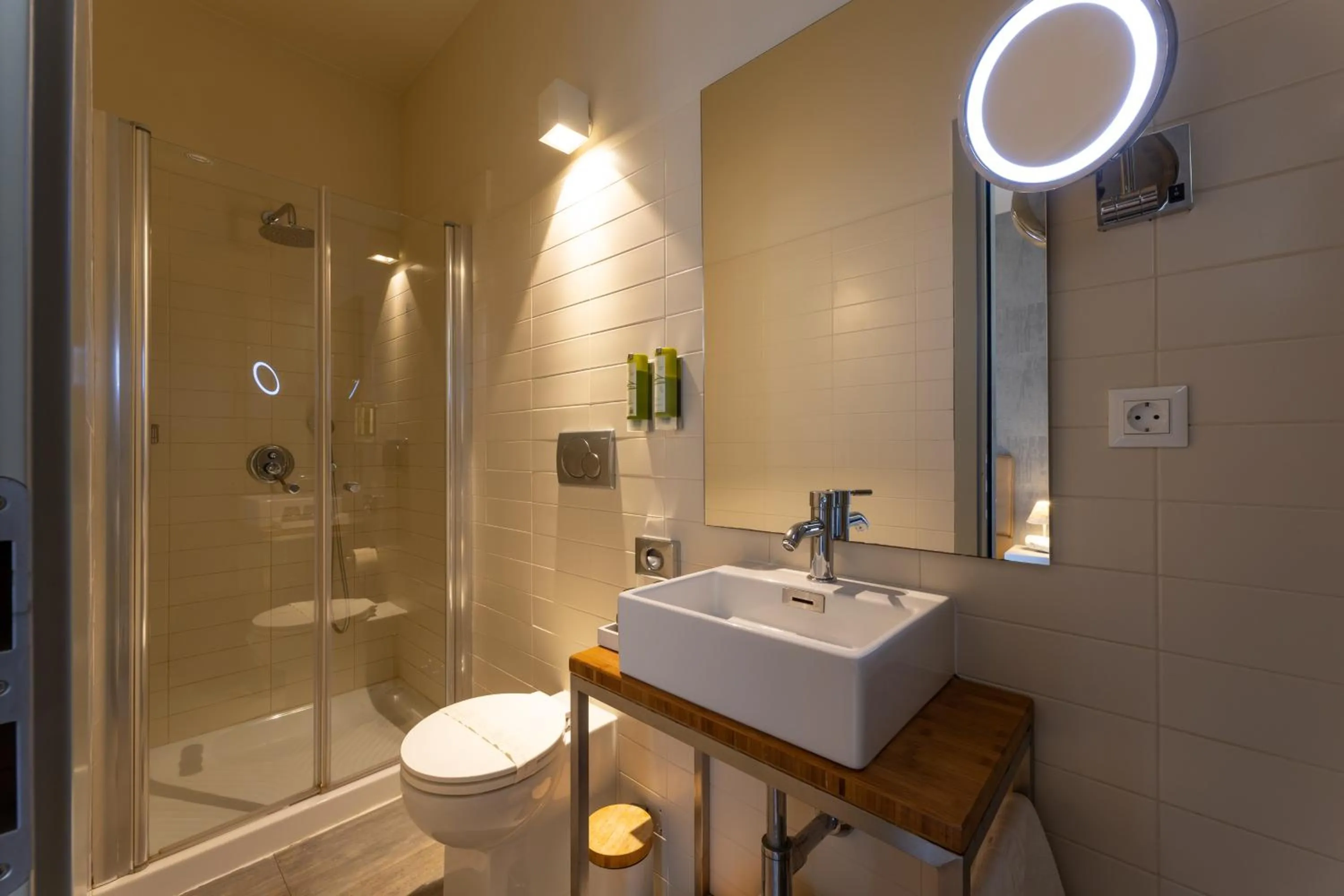 Shower in Hotel San Giorgio