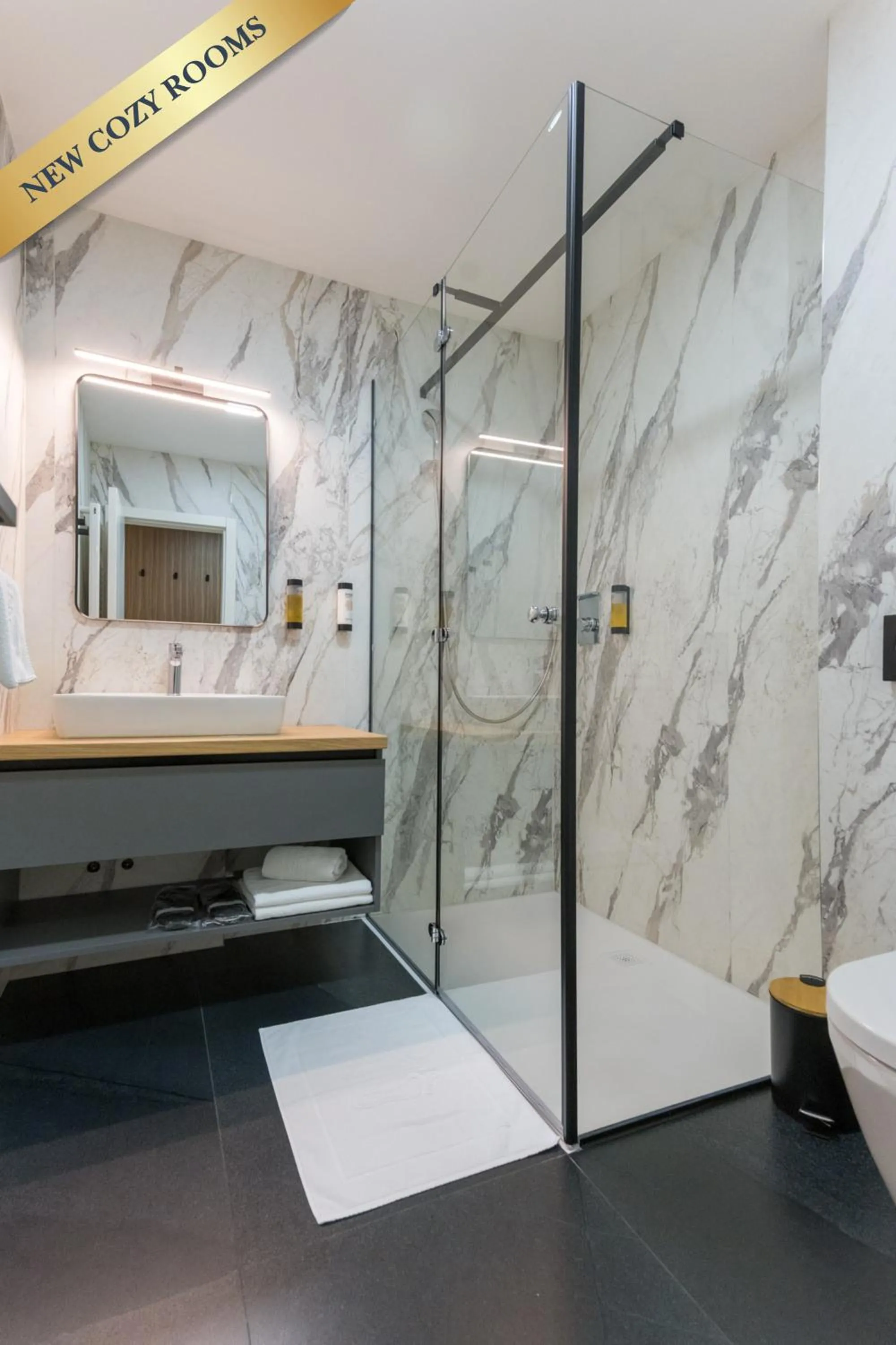 Shower in Hotel Jarun