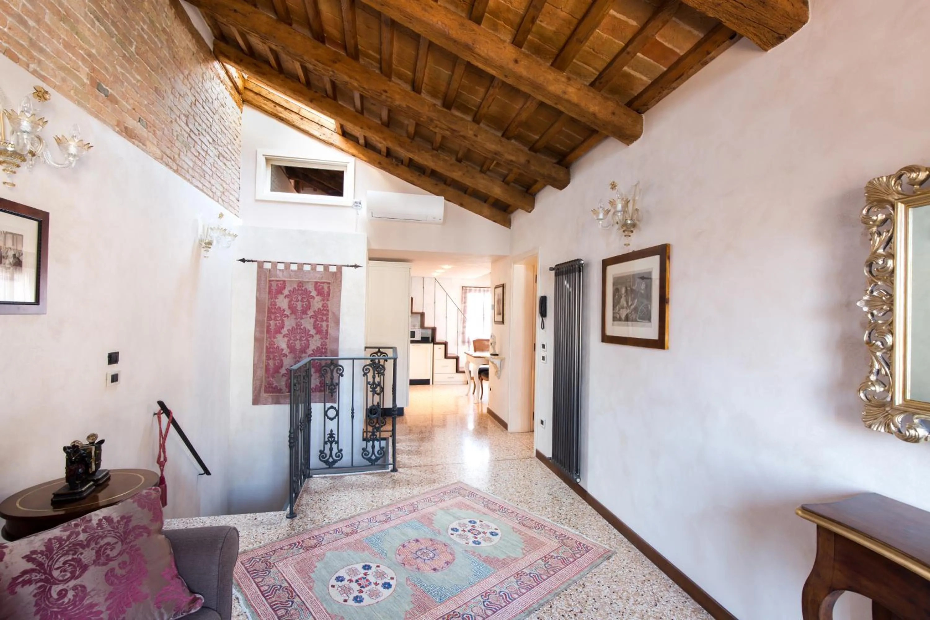 Cà Manzoni Apartment with Terrace