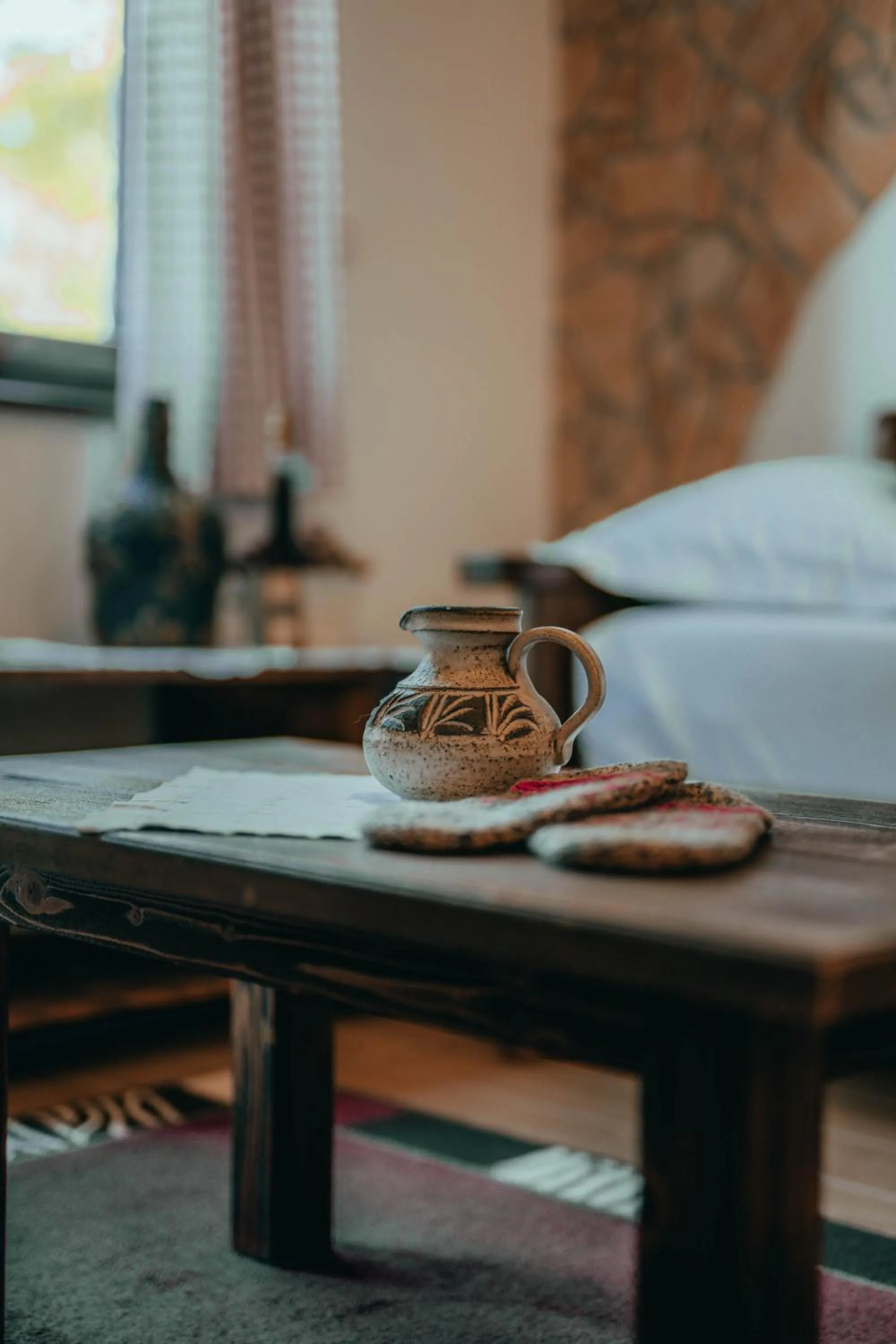 Decorative detail, Bed in Etno Garden Apartments