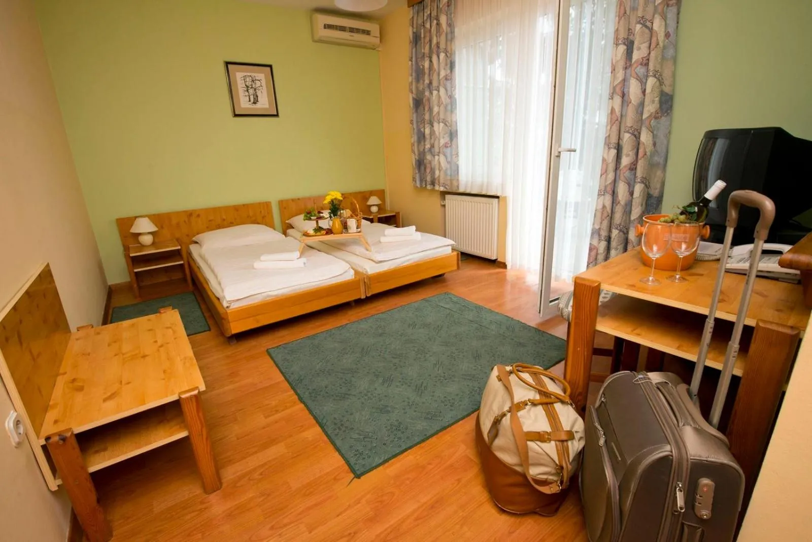 Bed in Motel Kod Bakija