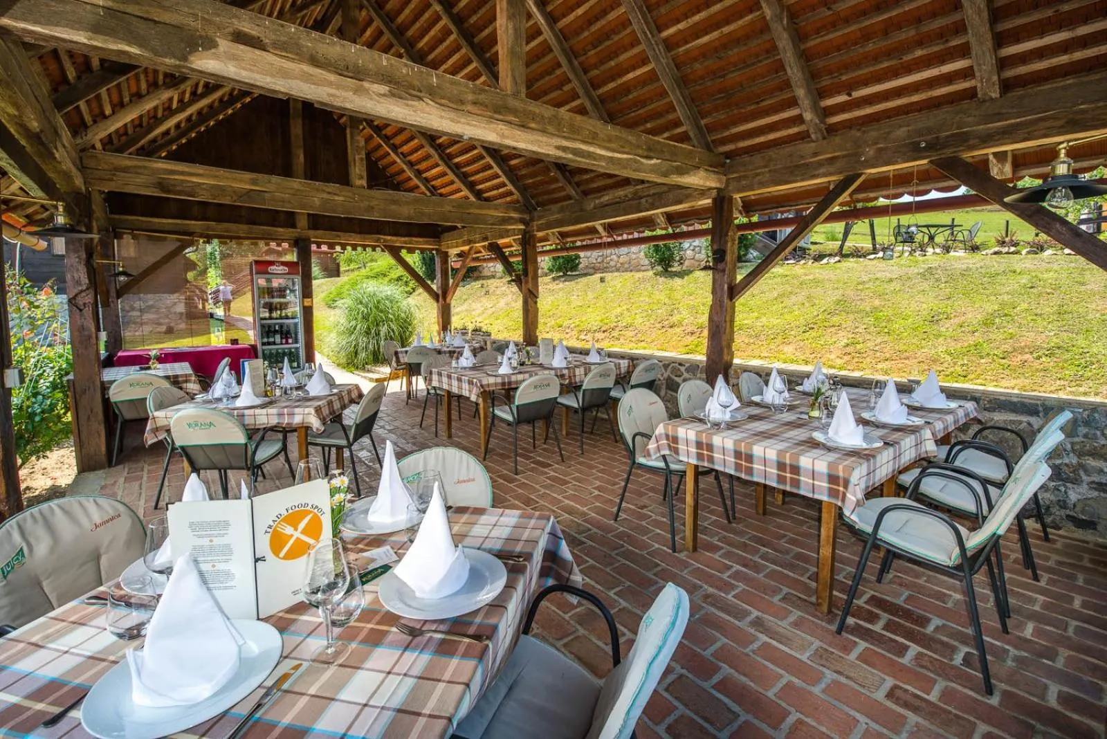 Restaurant/places to eat in Hotel Srakovcic Heart of Nature