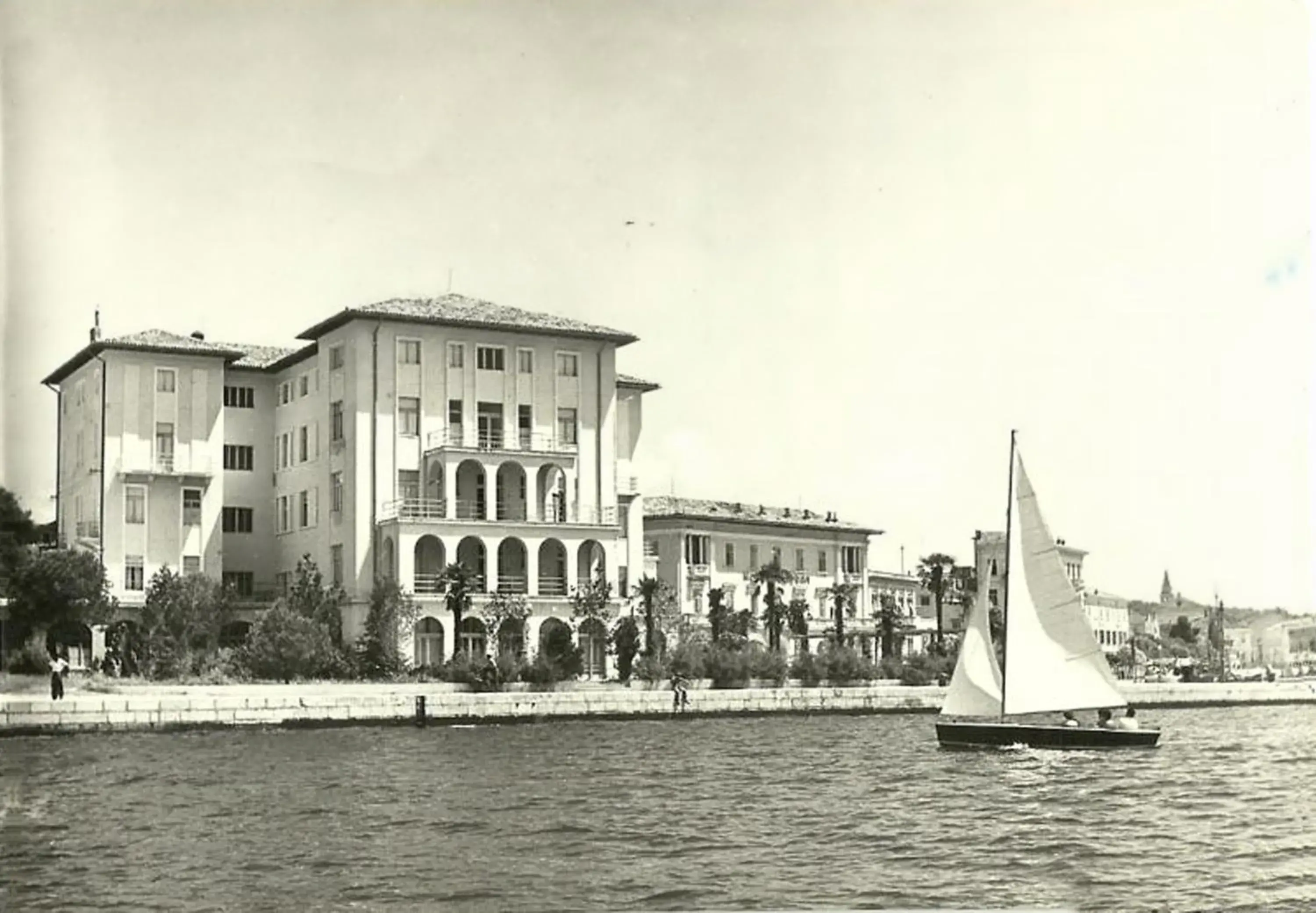 Facade/entrance in BO Hotel Palazzo