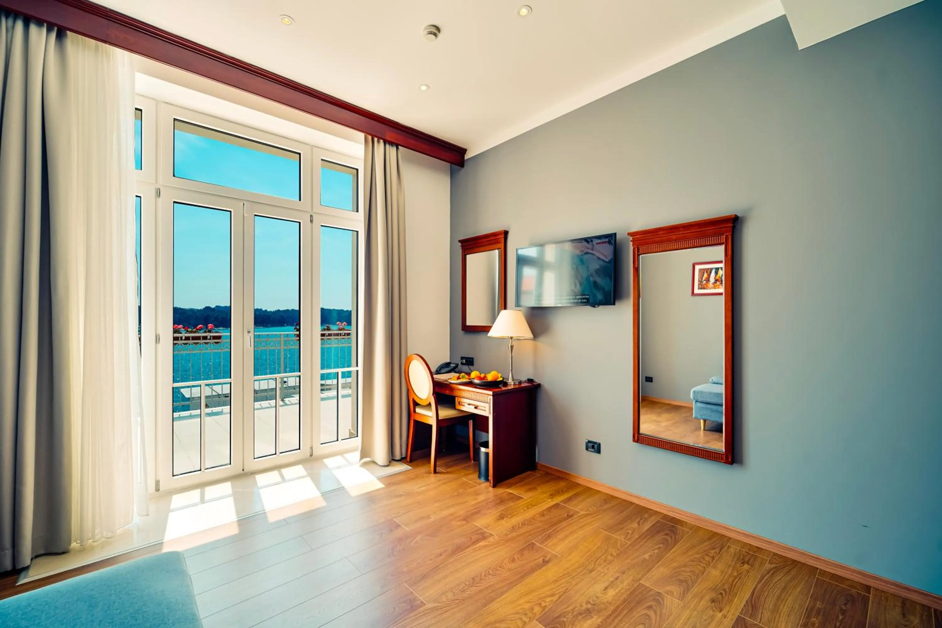 TV and multimedia in BO Hotel Palazzo